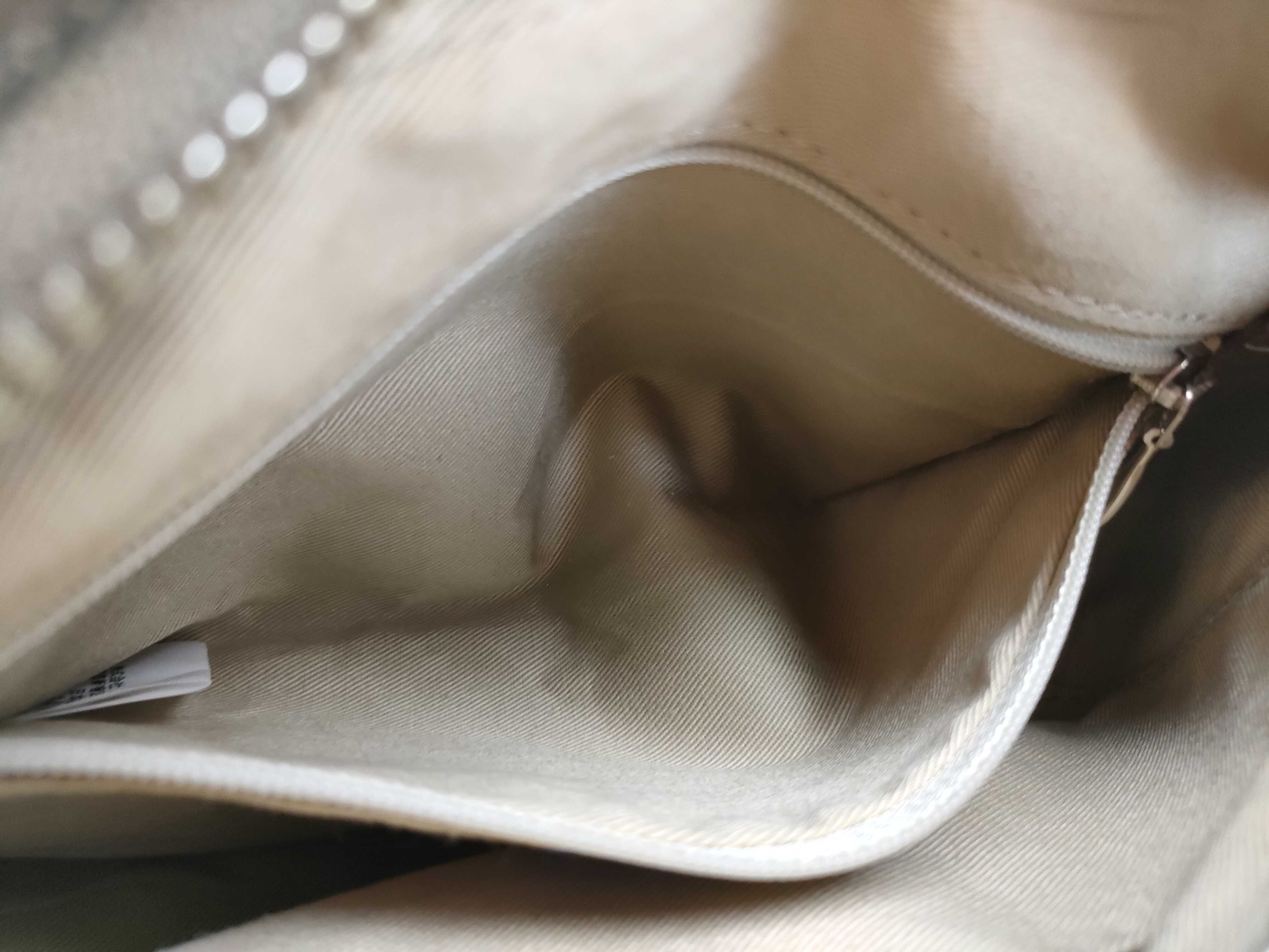 Blue Label Shoulder Bag — view 11