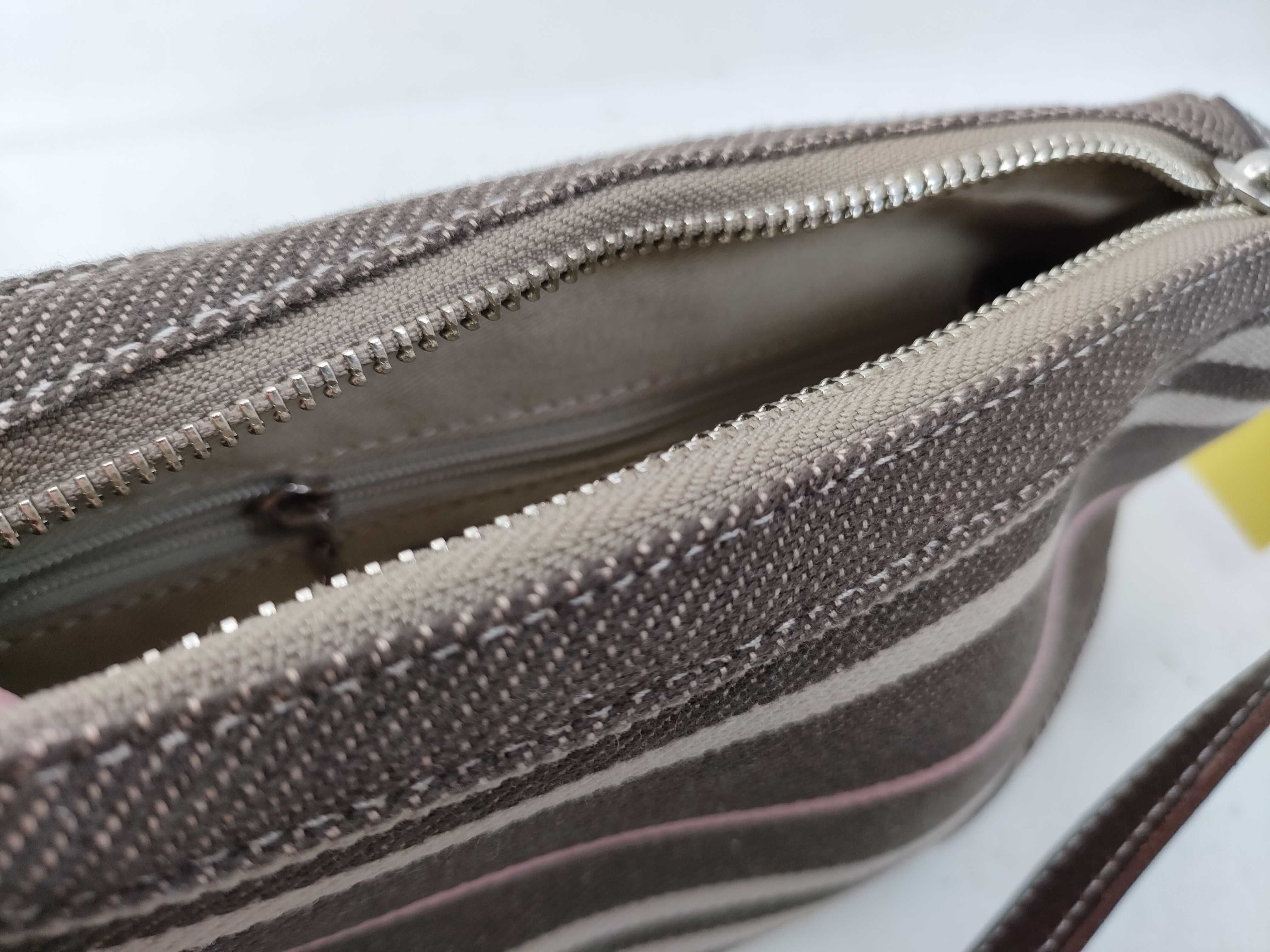 Blue Label Shoulder Bag — view 8