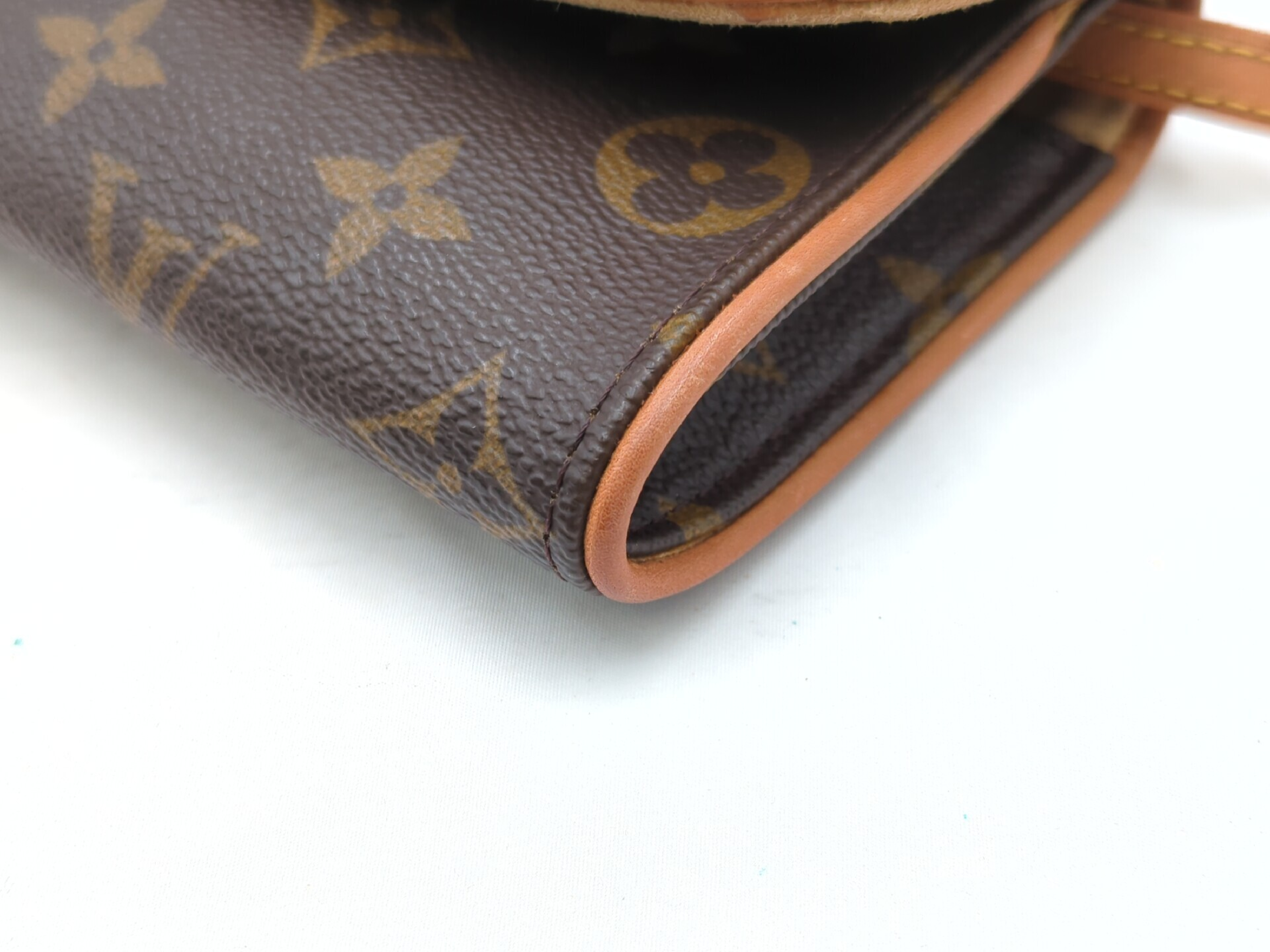 M51854 Monogram Pochette Twin PM Shoulder Bag — view 4