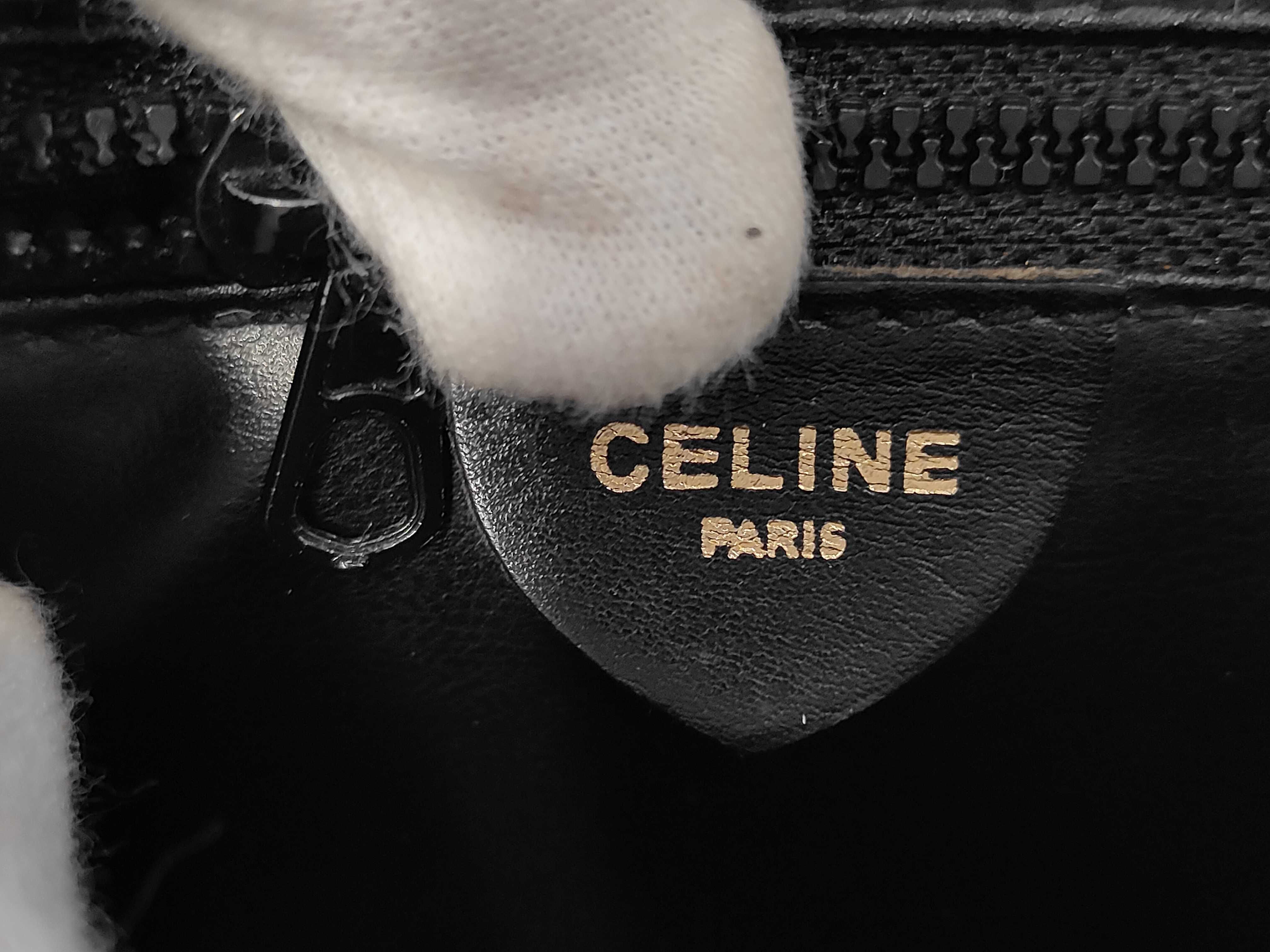 Shoulder Quilted Gancini Shoulder Bag — view 9