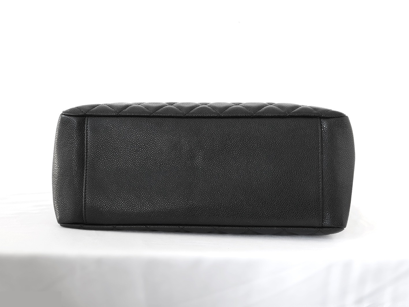 Caviar Skin GST Chain Tote Bag, Black — view 5