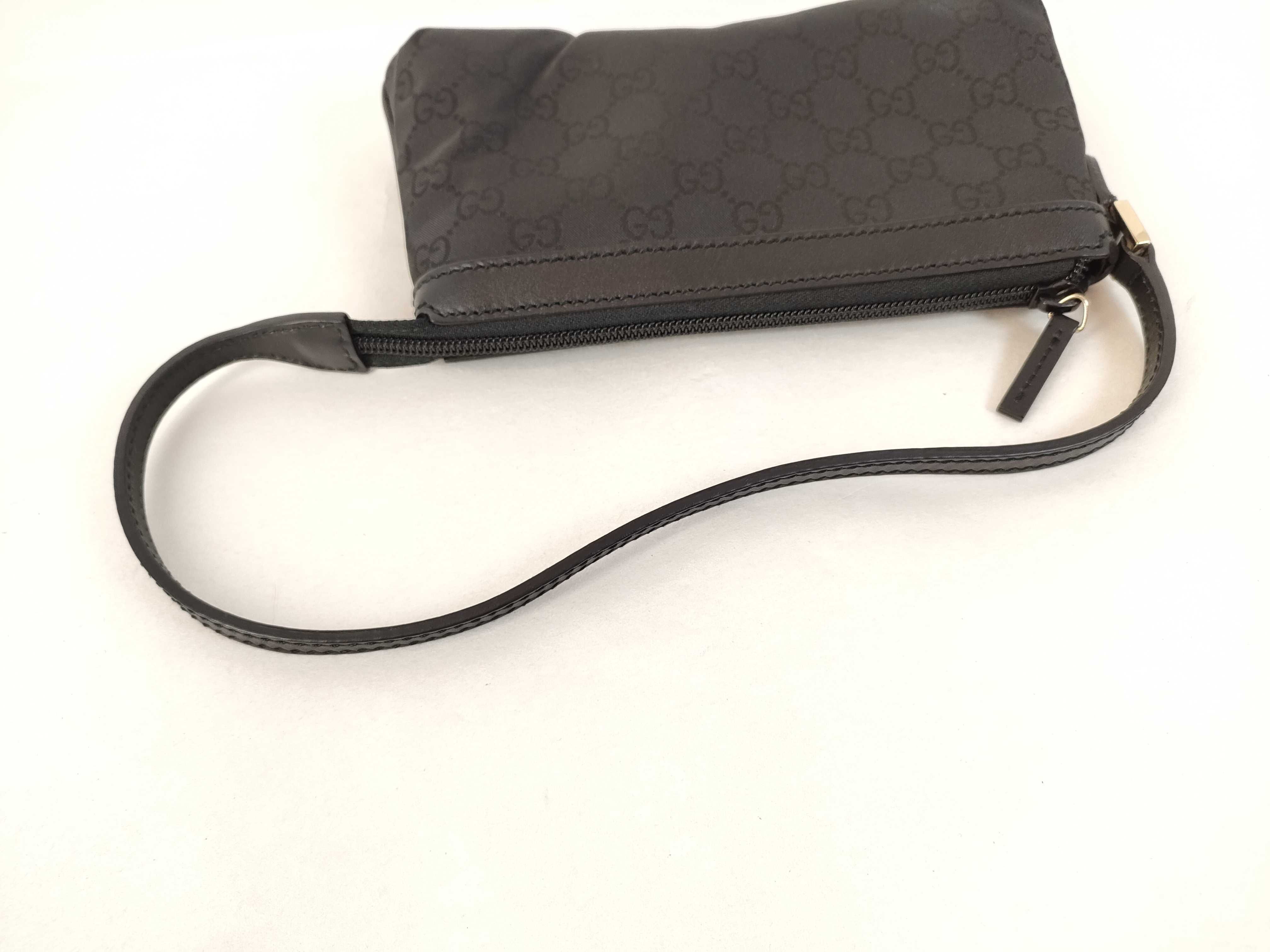 GG Canvas Gucci GG Canvas Mini Handbag Accessory Pouch 272381 Handbag — view 3