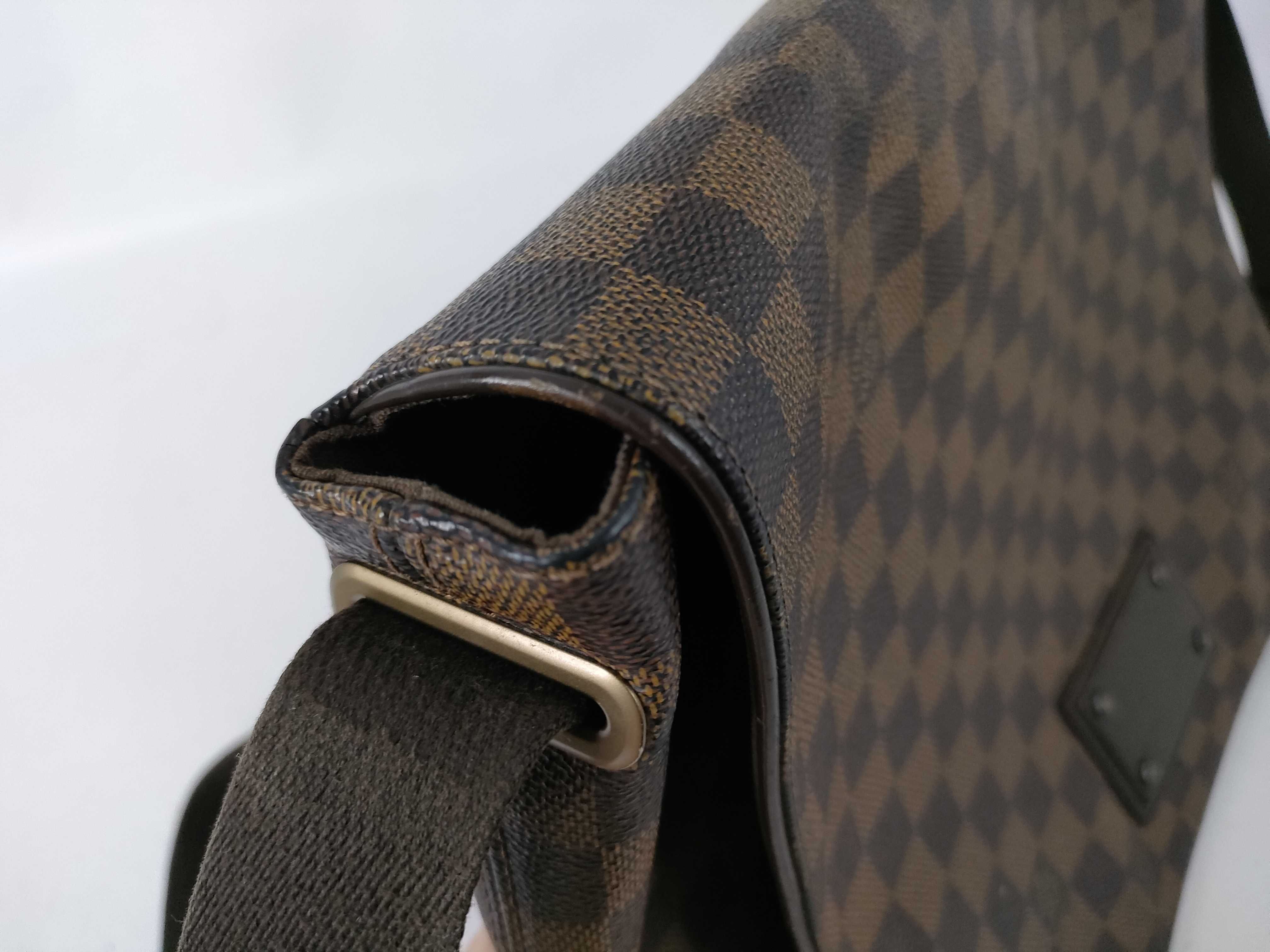Damier Louis Vuitton Triomphe Medium Folco Shoulder Bag — view 15