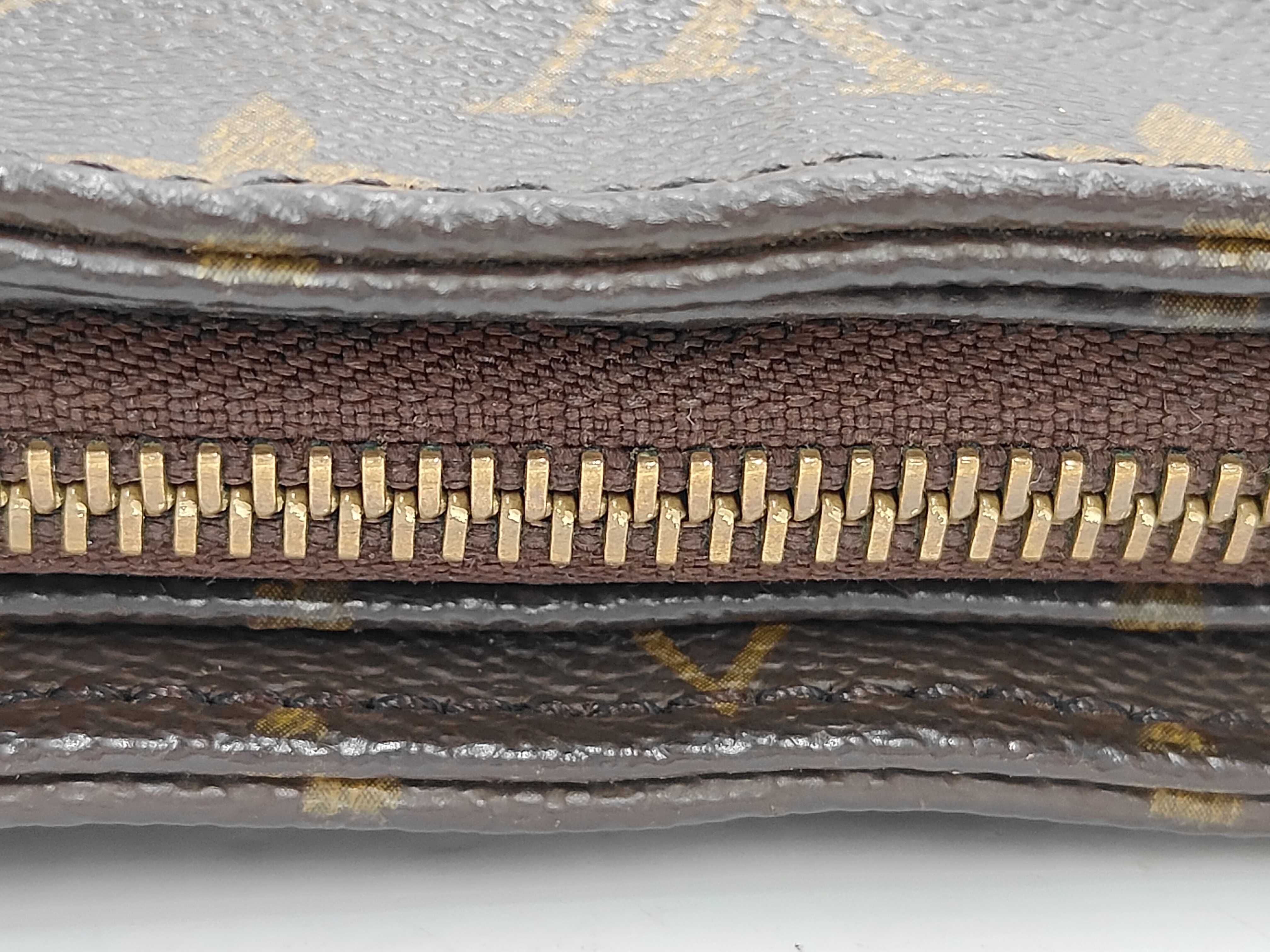 Monogram Louis Vuitton Monogram Looping MM Handbag — view 8