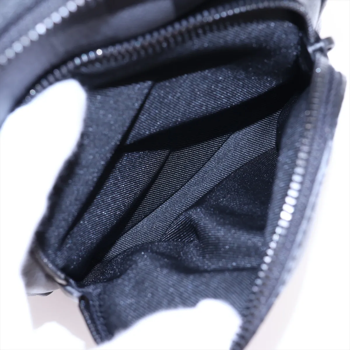 Damouflage Avenue Sling Bag PM M14953 Black (RFID detected) — view 8