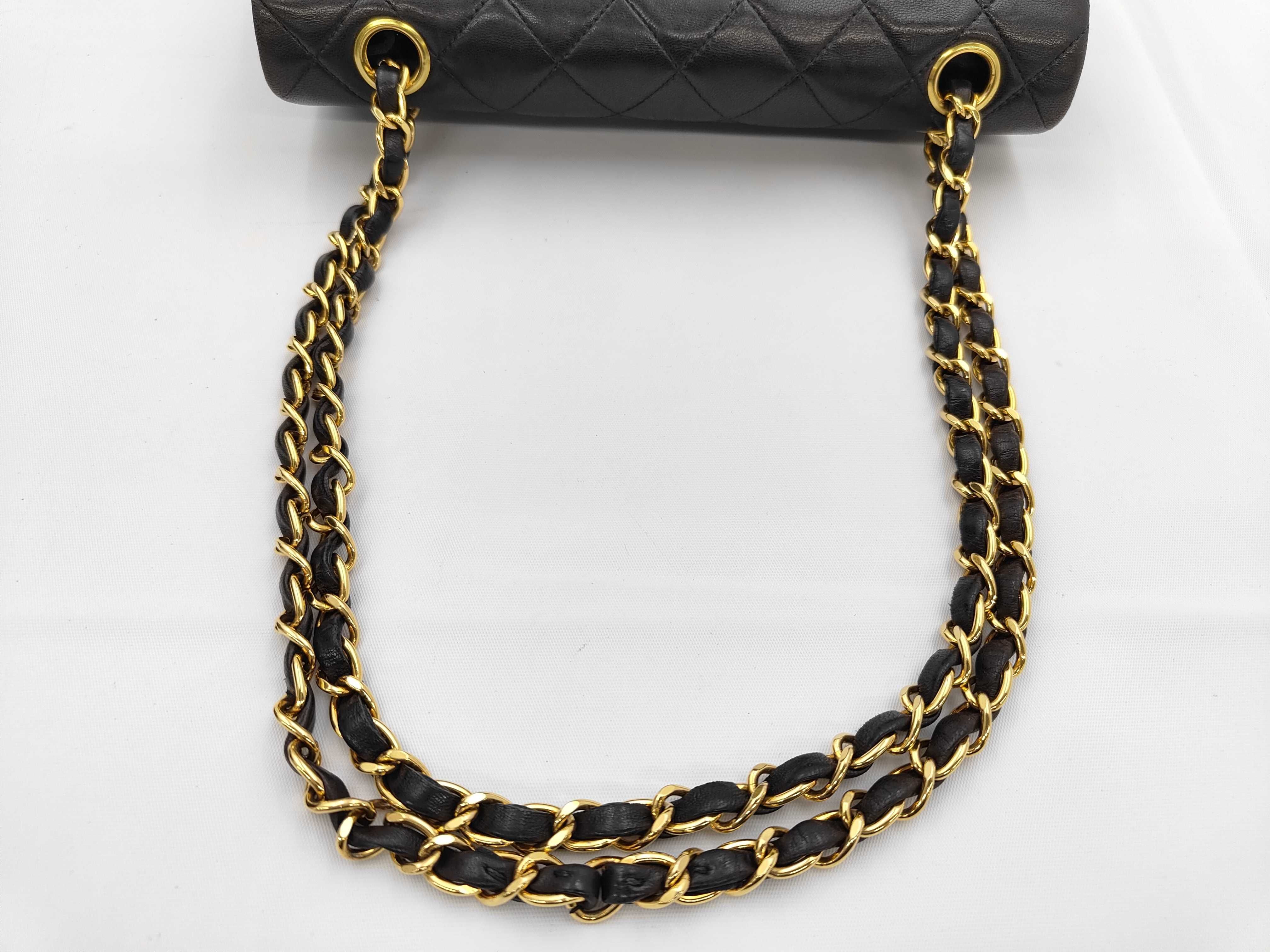 Matelassé 23 Lambskin Leather Bag with Gold Hardware, Black Chain Shoulder Bag (Series 2) — view 3