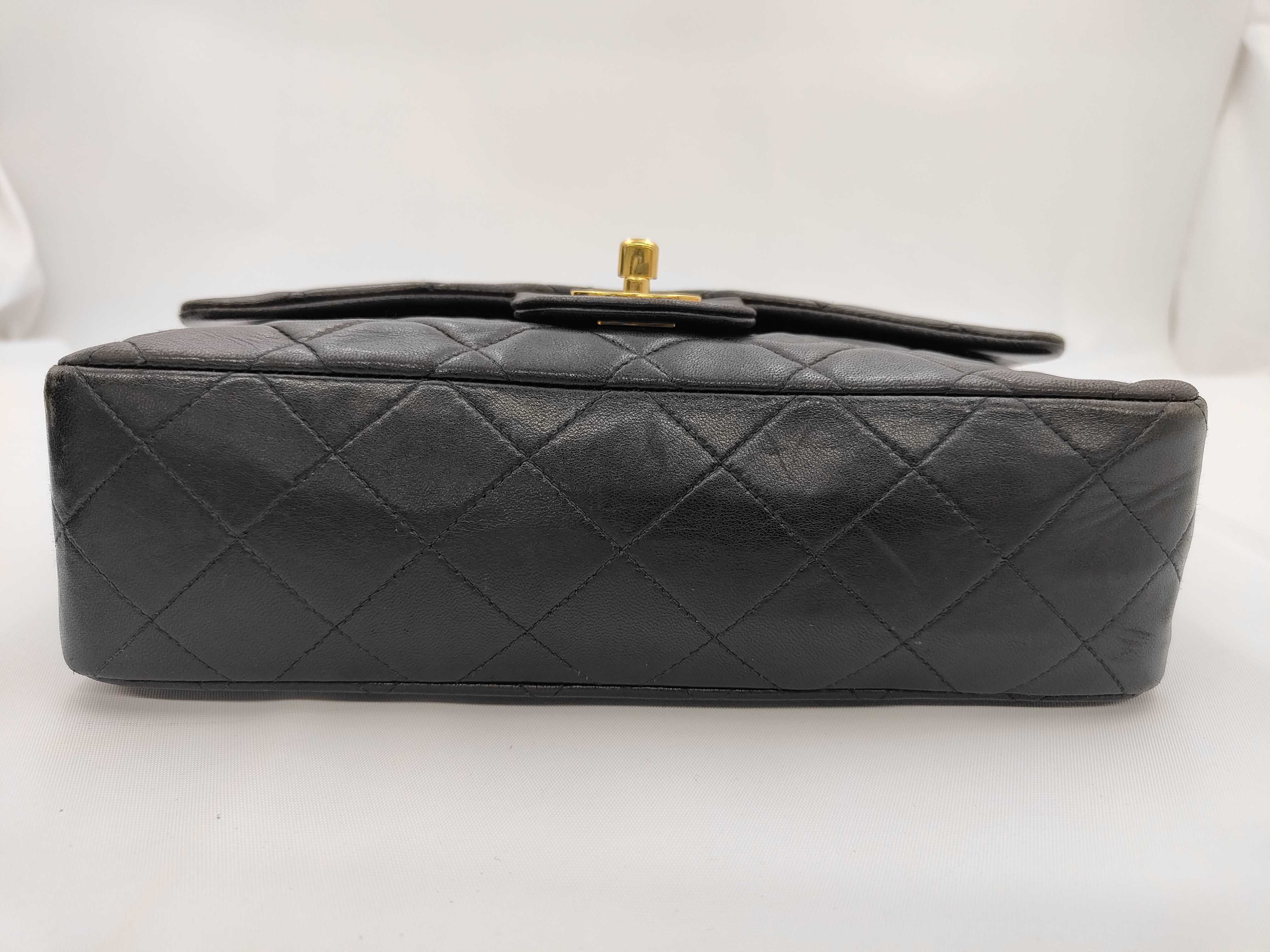 Matelassé 23 Lambskin Leather Bag with Gold Hardware, Black Chain Shoulder Bag (Series 2) — view 5