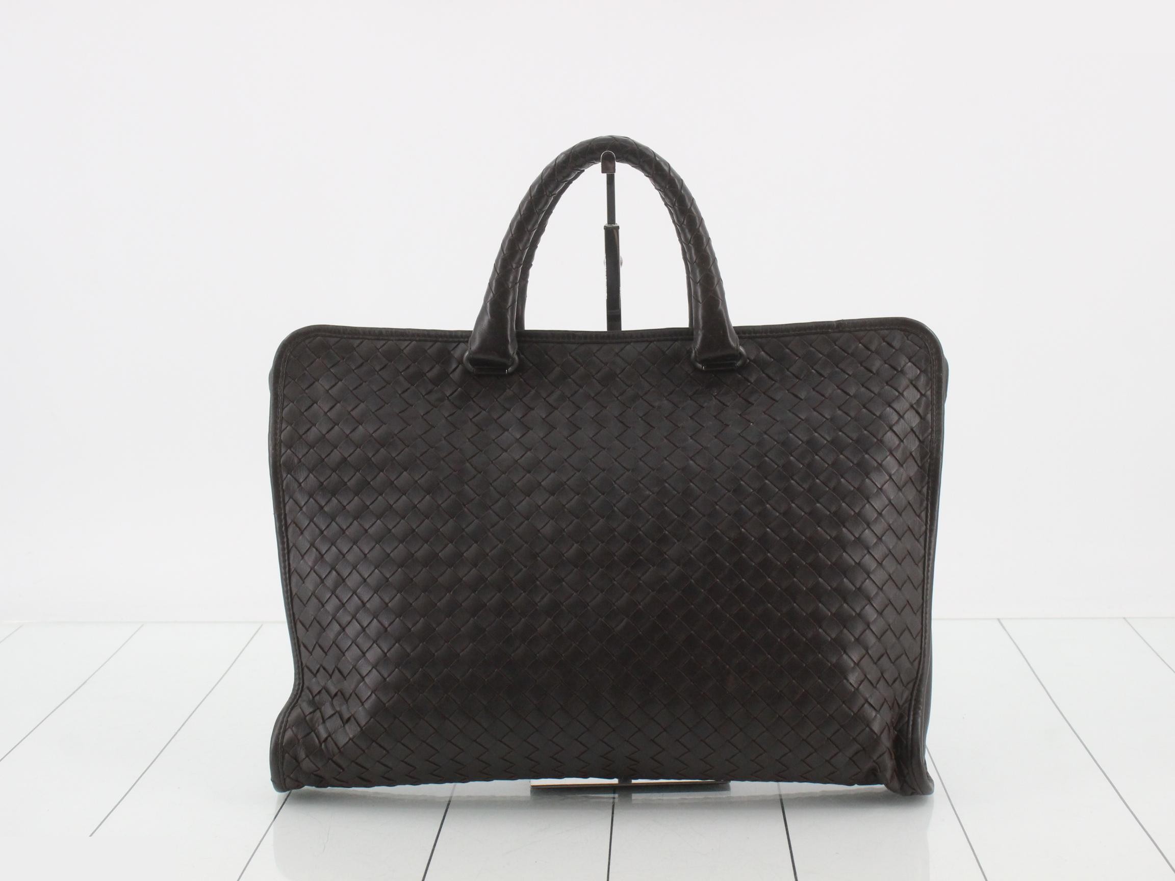 Intrecciato — view 2