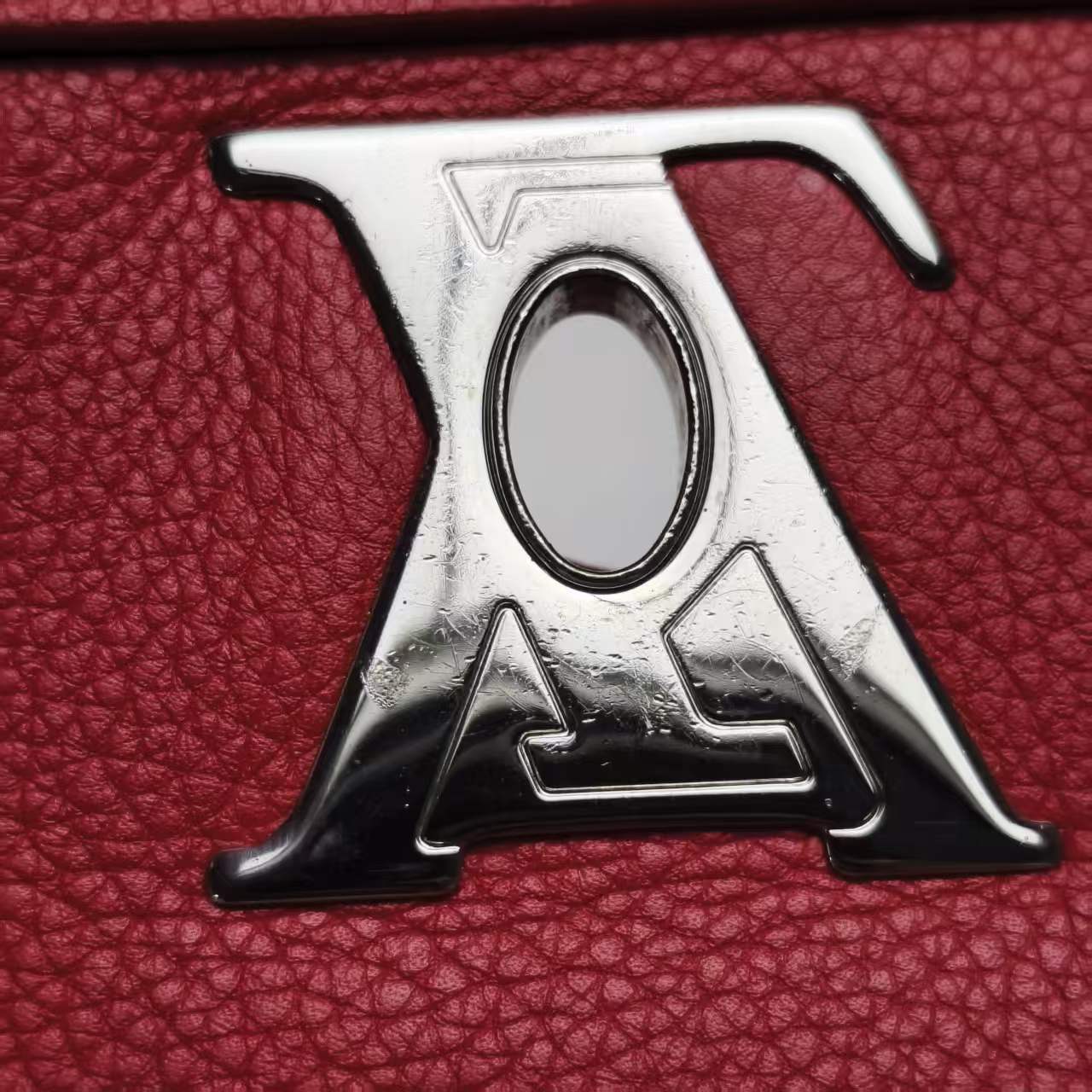 【*Shipped from: China*】LOUIS VUITTON Lockme Leather Shoulder Bag — view 14