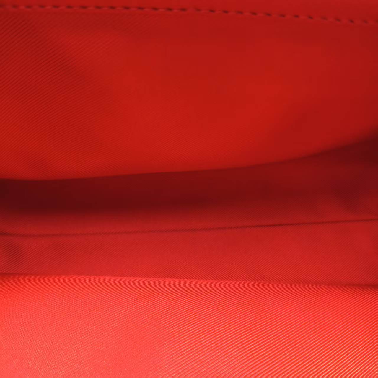 【*Shipped from: China*】LOUIS VUITTON Lockme Leather Shoulder Bag — view 8