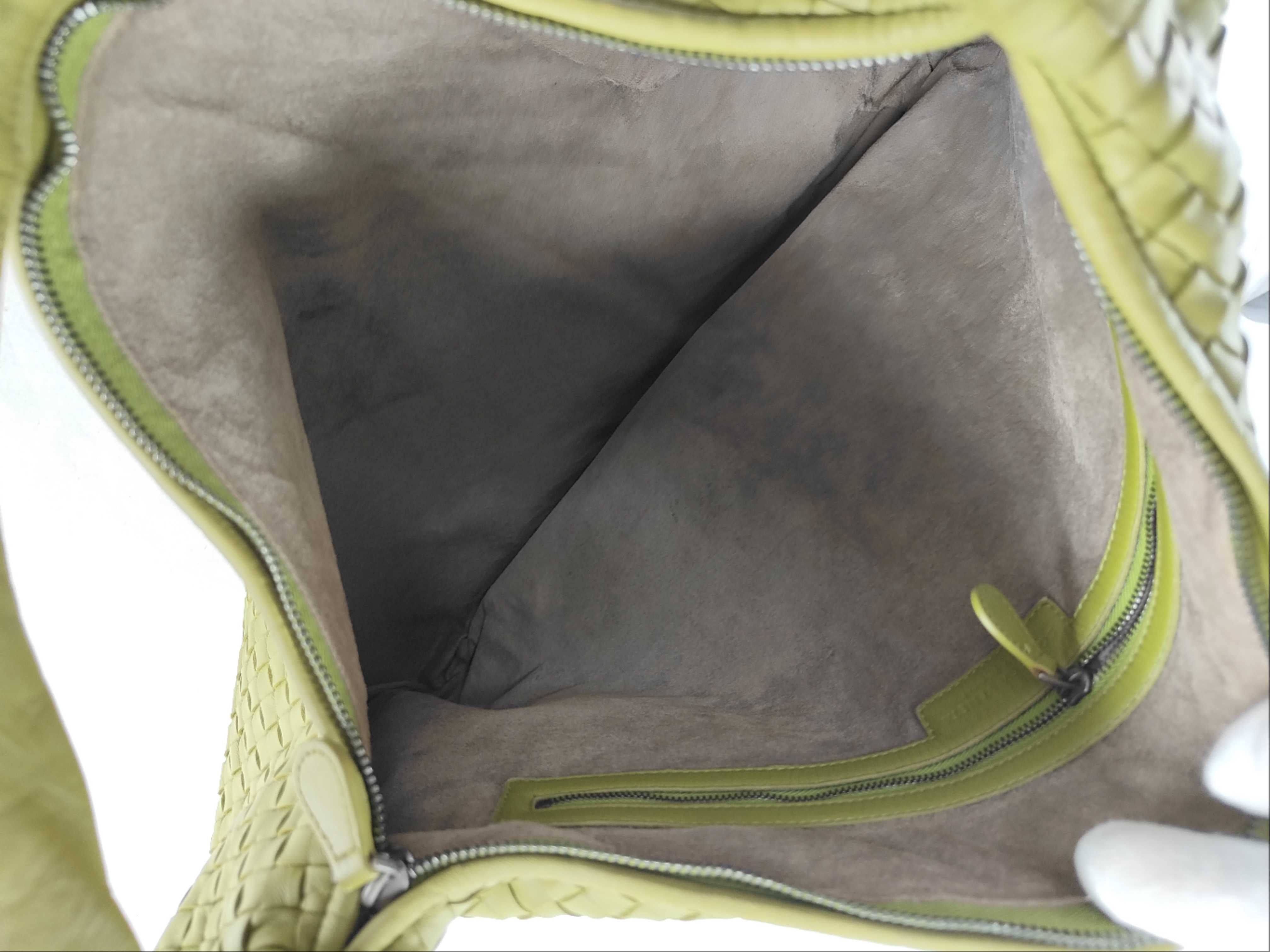 Intrecciato Leather Shoulder Bag, Green — view 11