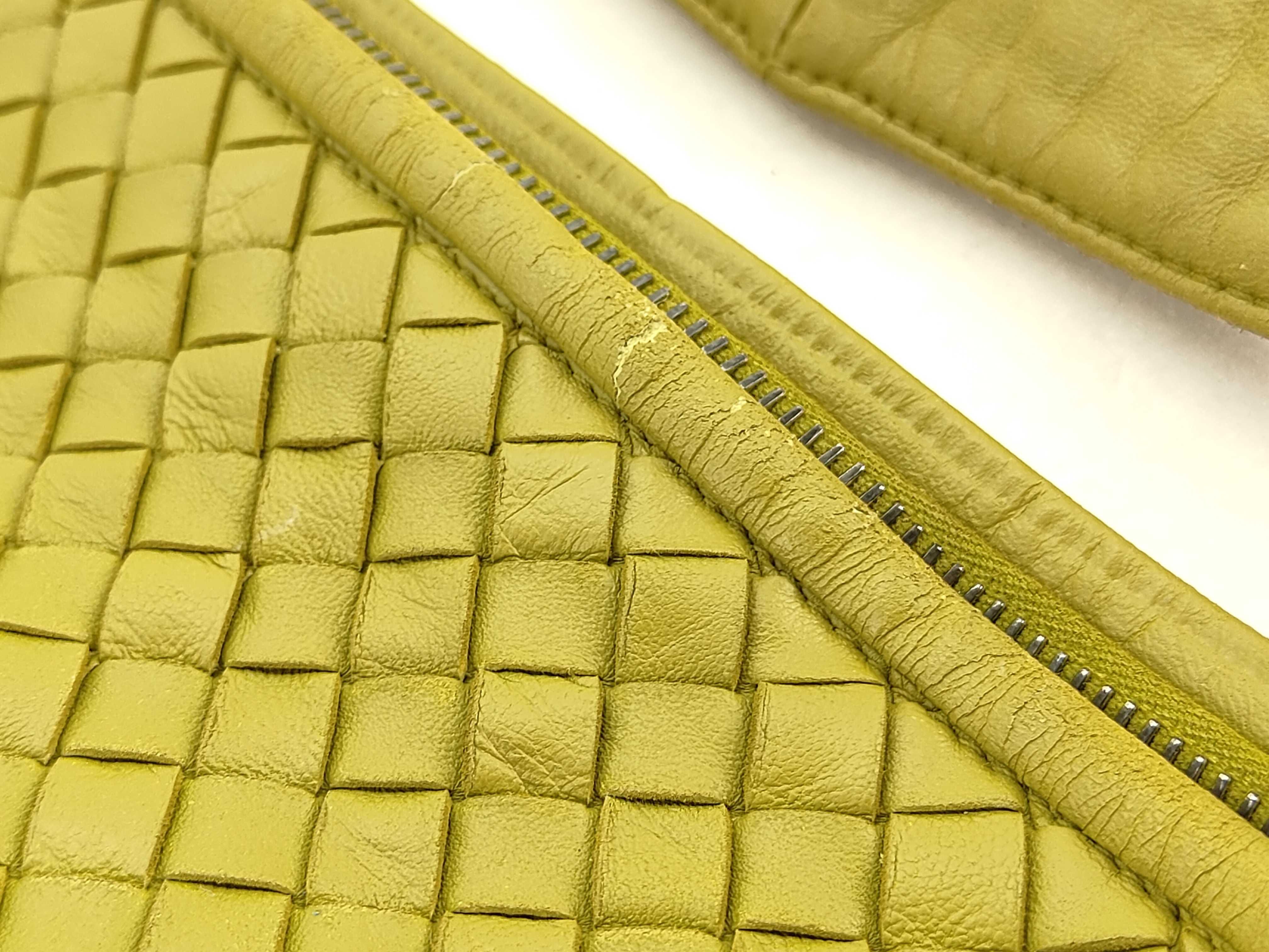 Intrecciato Leather Shoulder Bag, Green — view 6
