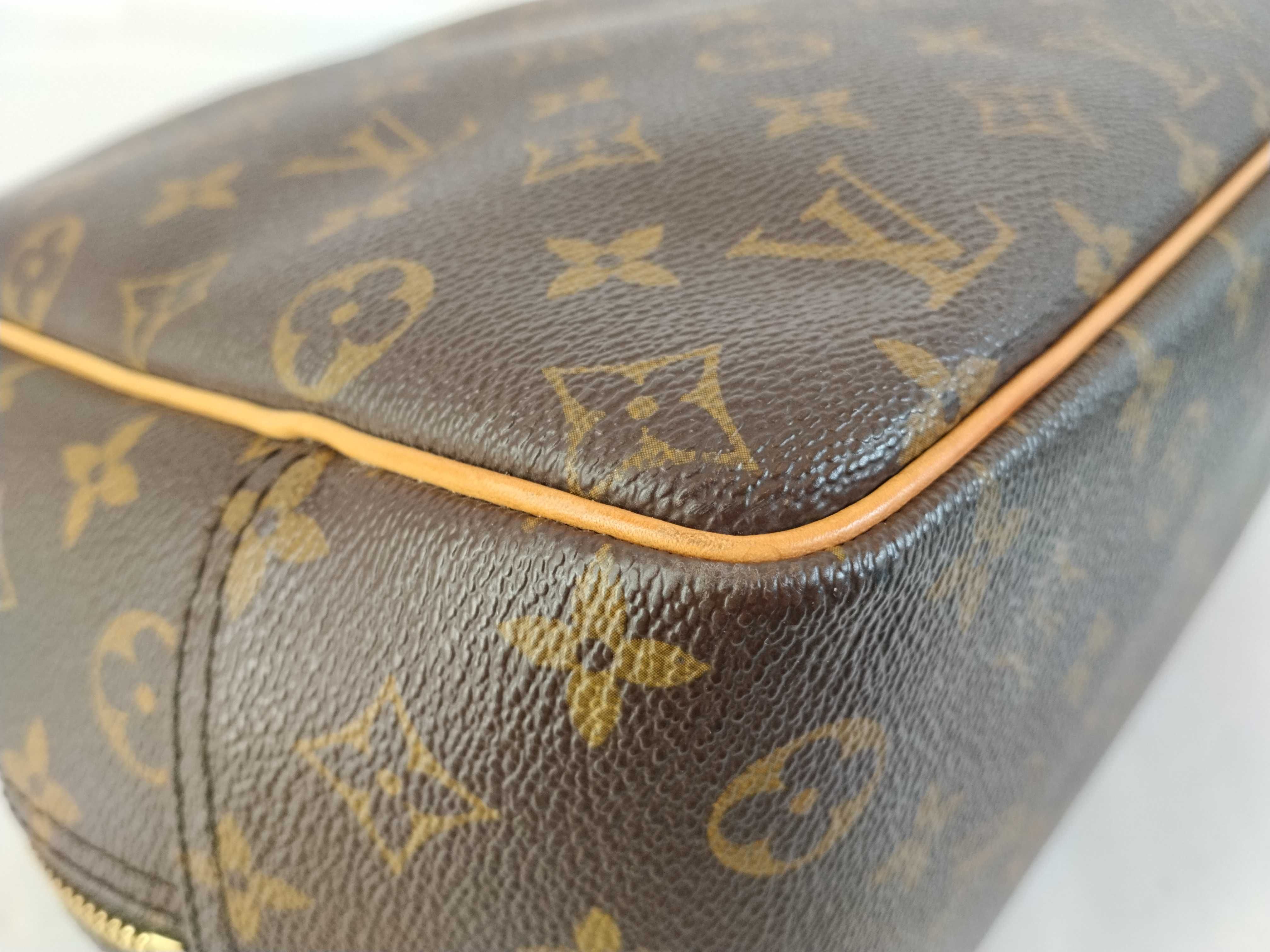Monogram Louis Vuitton Deauville Monogram M47270 Handbag — view 7