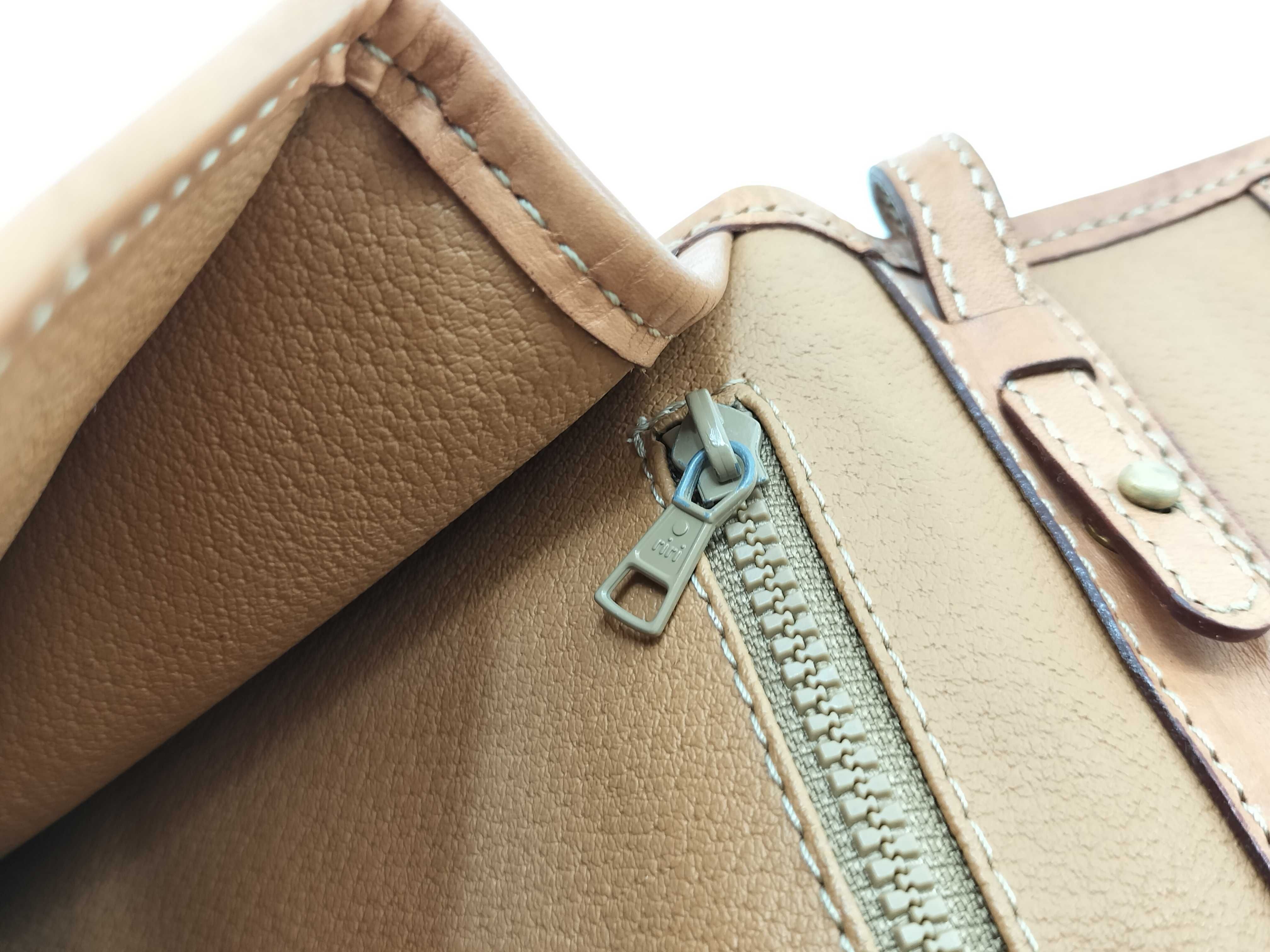 PVC Macadam pattern shoulder bag, beige clutch bag — view 14