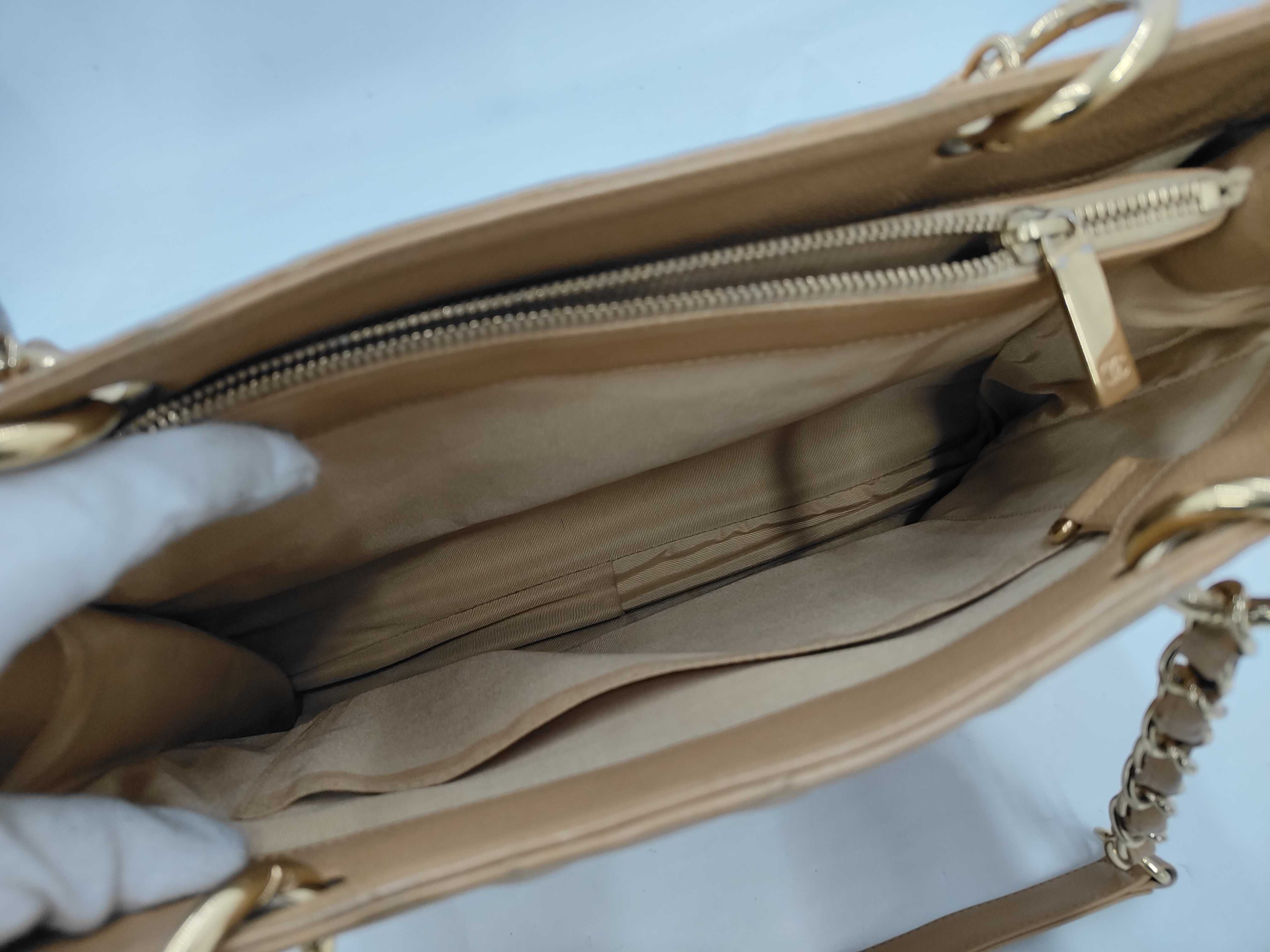 Chain Tote Matelassé Caviar Leather Tote Bag (Serial No. 8) — view 8