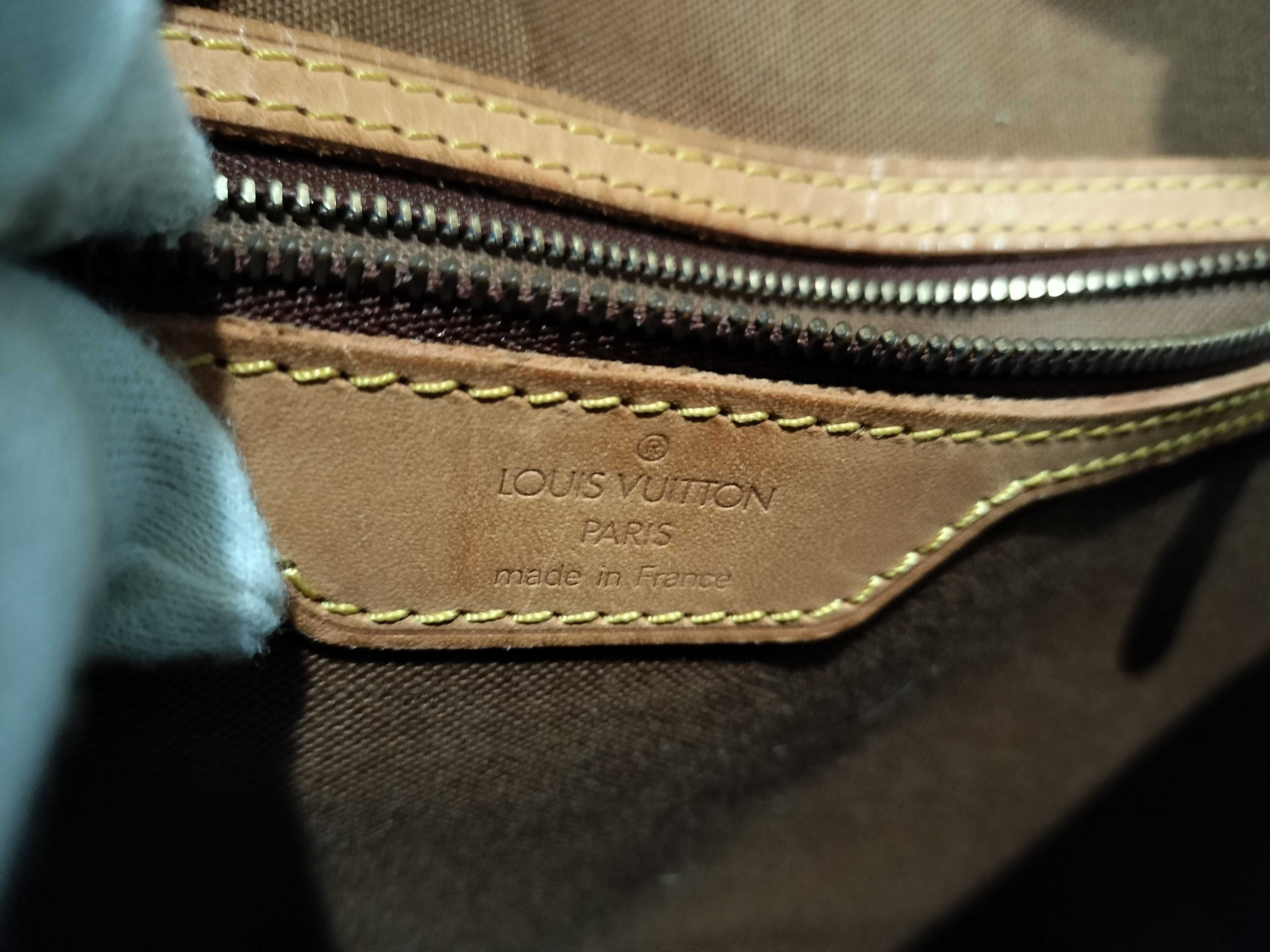Monogram M42247 MM Gibecière Shoulder Bag — view 11