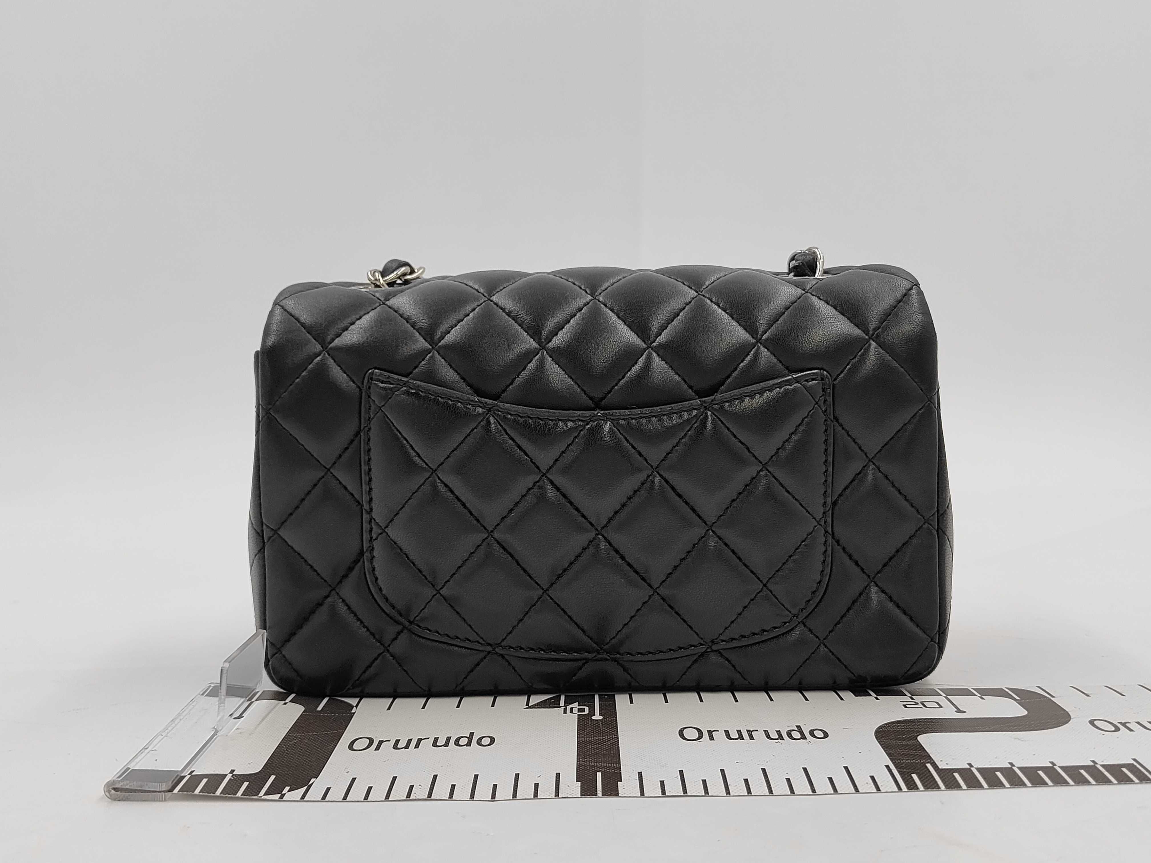 Mini Matelassé 20 Lambskin Silver Hardware Serial Number 24 Chain Shoulder Bag — view 2