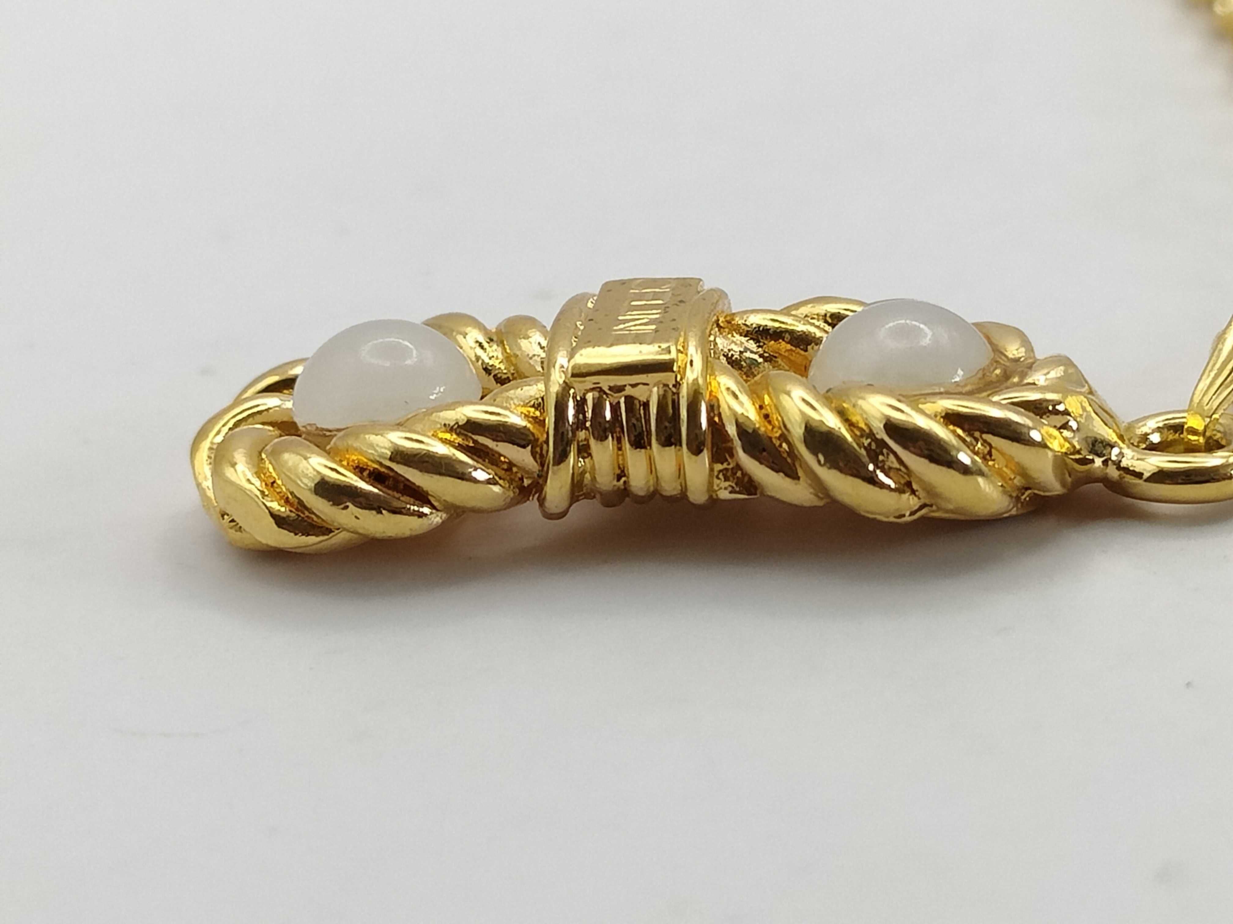 pearl necklace — view 5