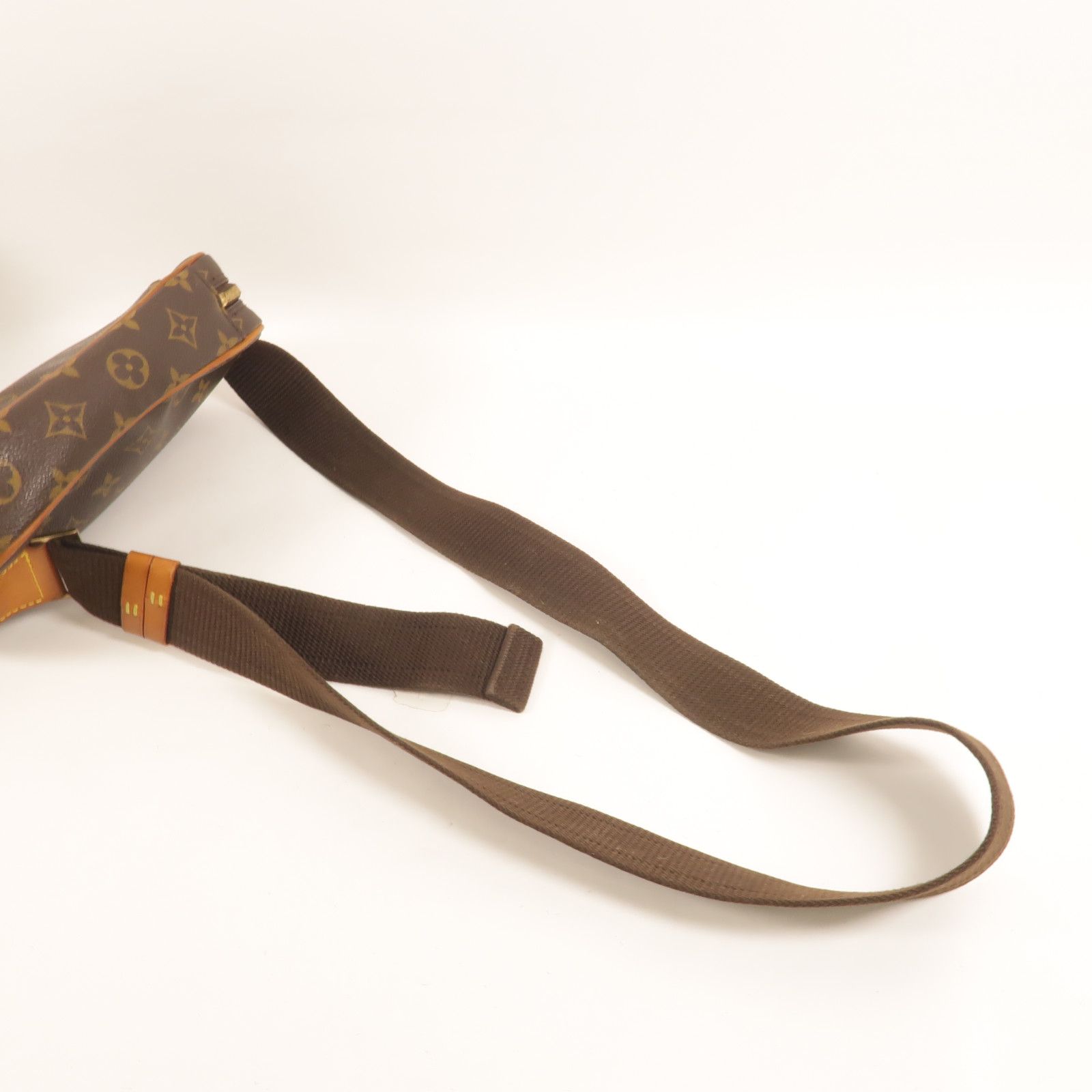 Pochette Gange, Monogram — view 6
