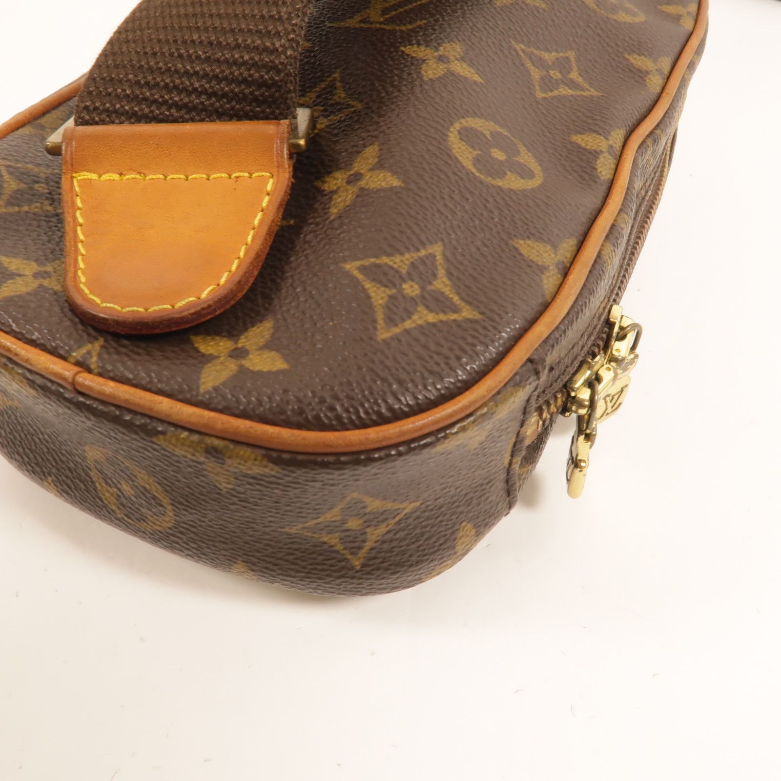 Pochette Gange, Monogram — view 10