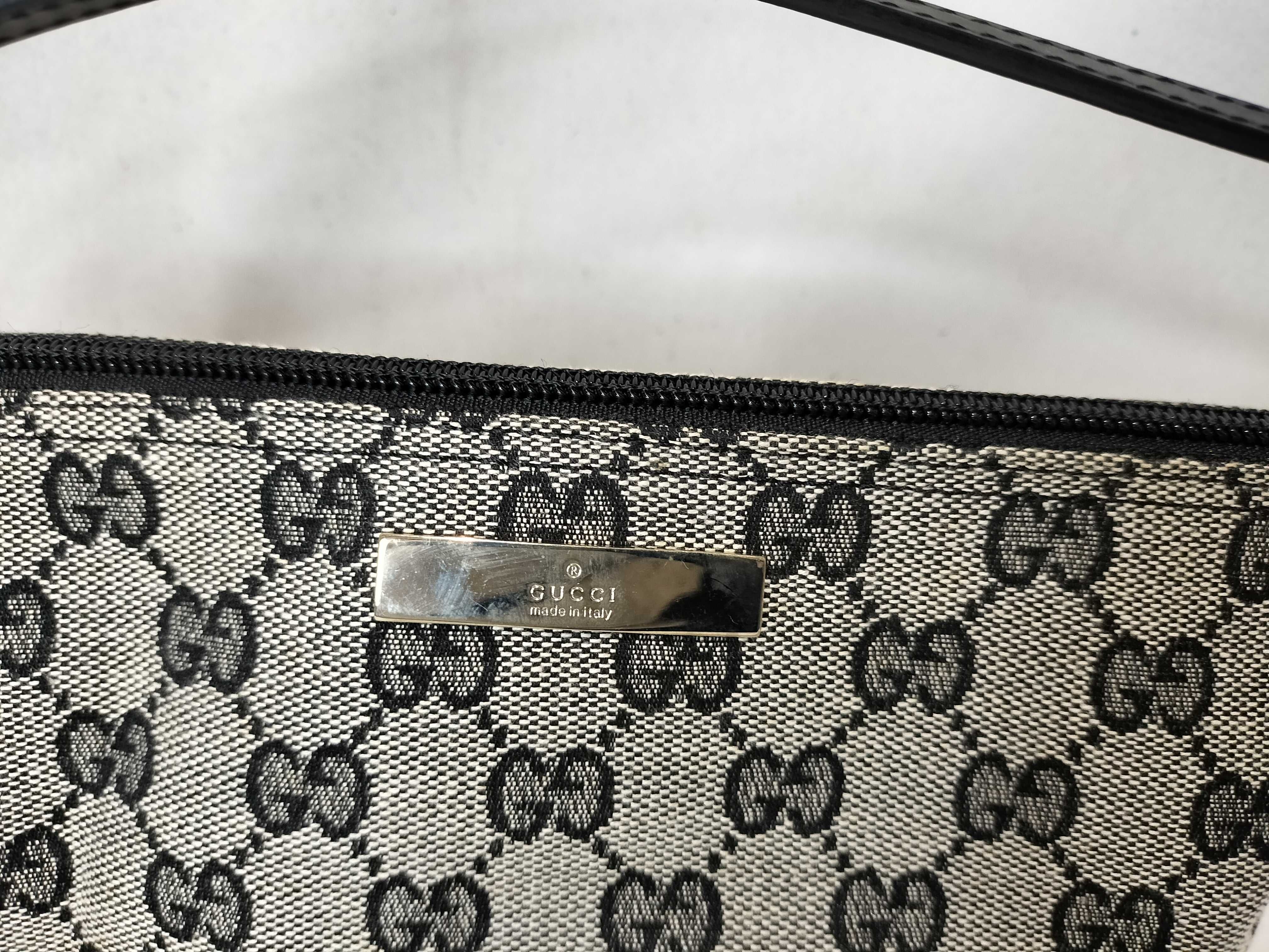 GG Canvas 039 1103 Accessory Pouch Handbag — view 2