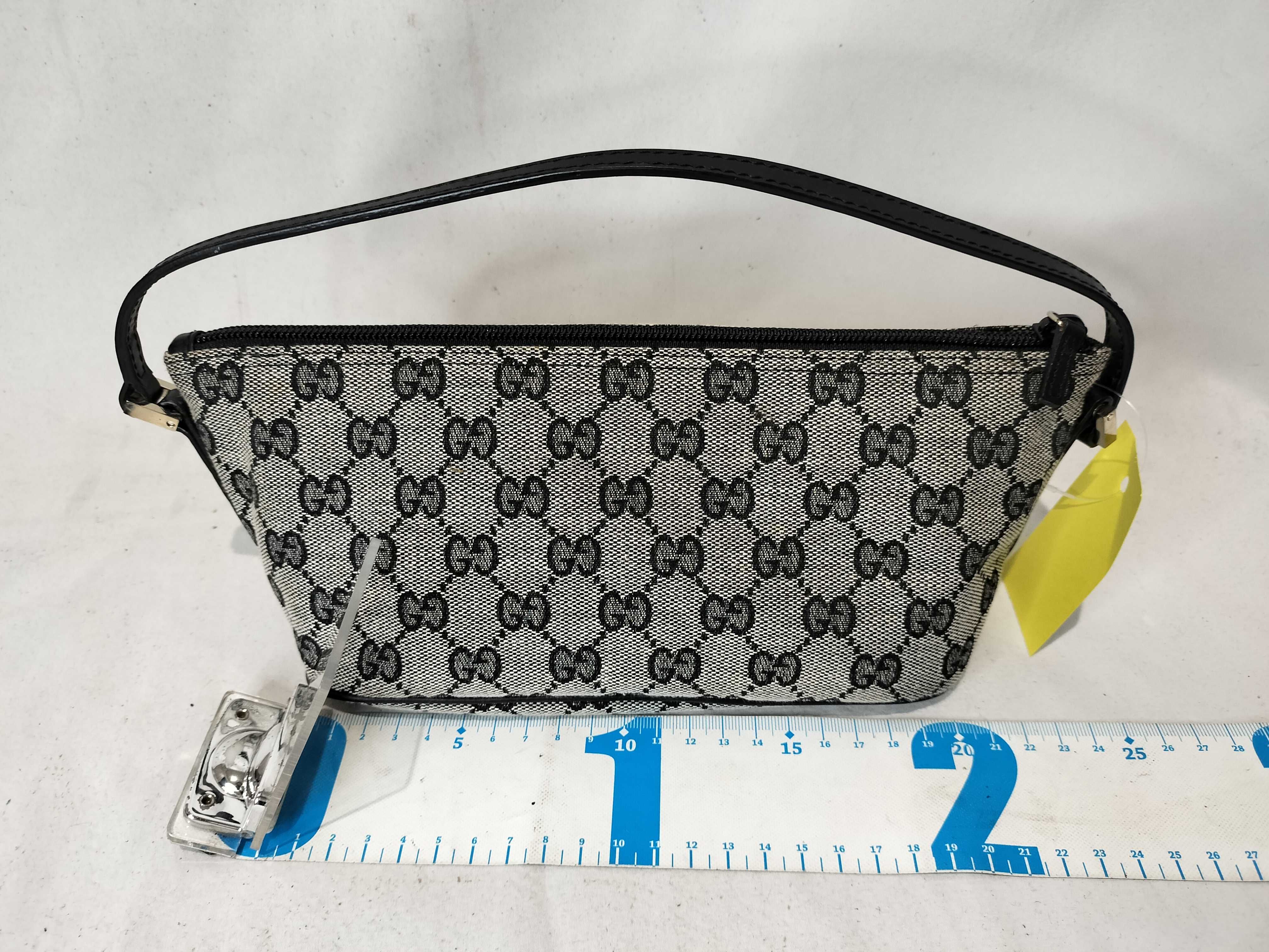 GG Canvas 039 1103 Accessory Pouch Handbag — view 3