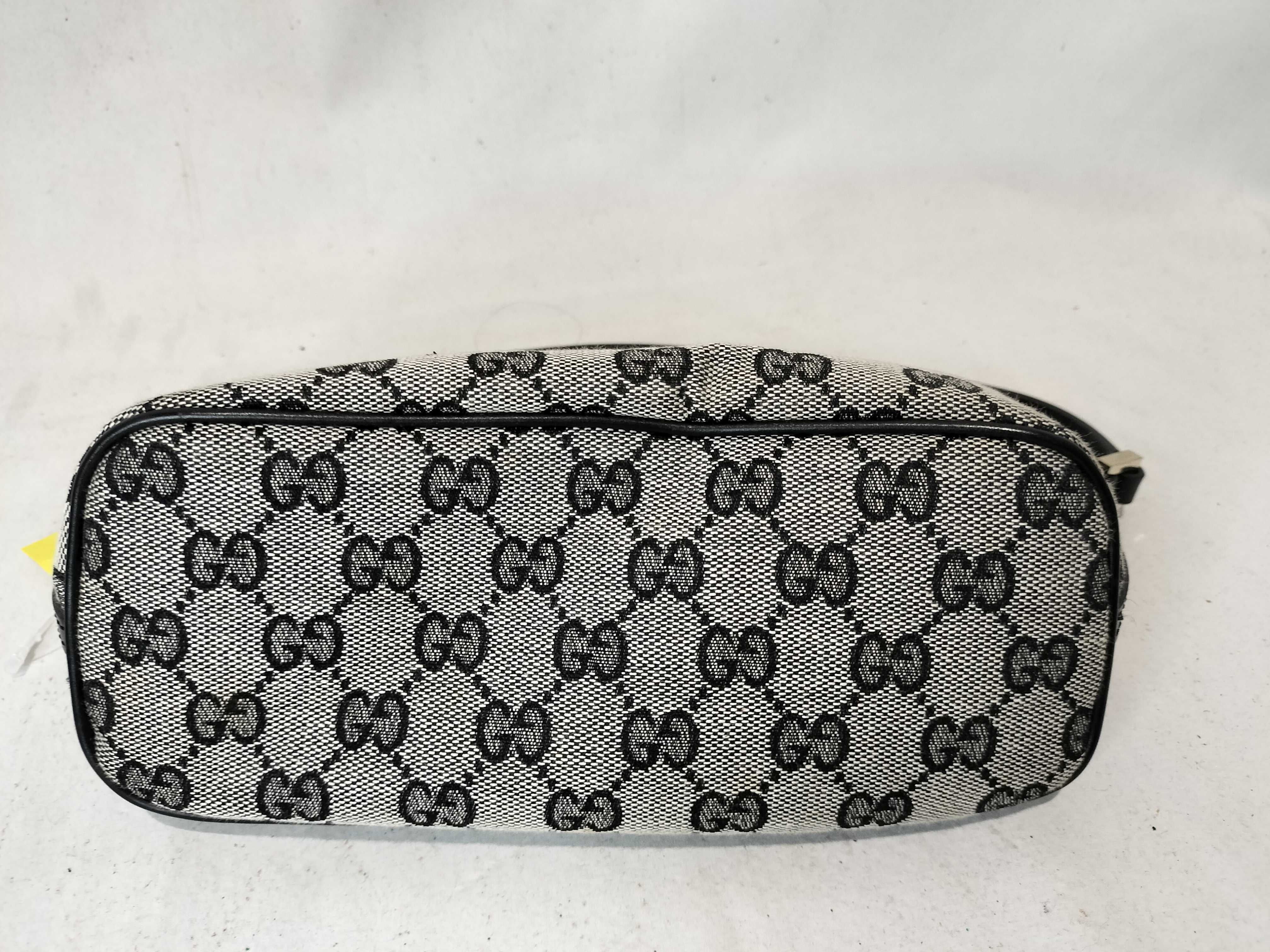 GG Canvas 039 1103 Accessory Pouch Handbag — view 8