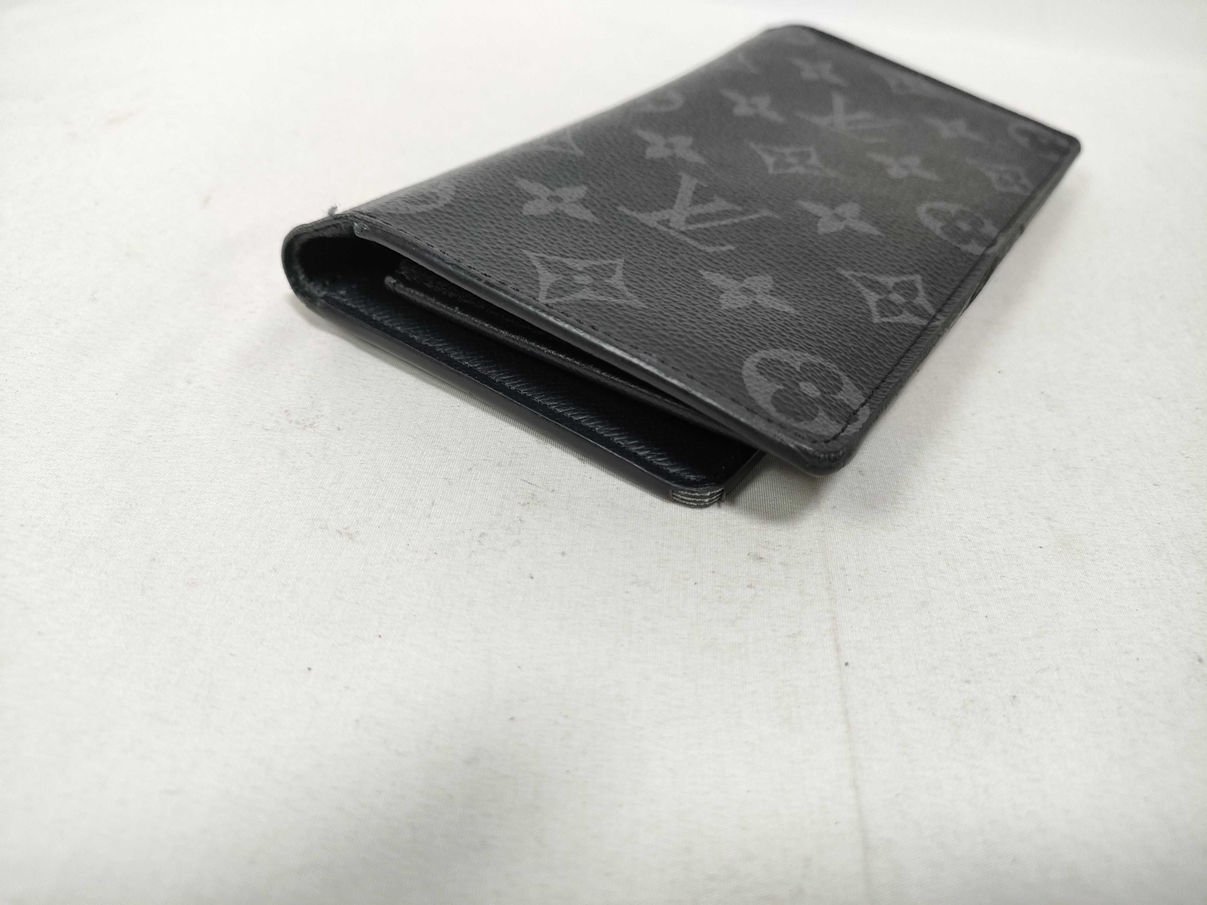 Monogram Eclipse Portefeuille Brazza Wallet — view 3