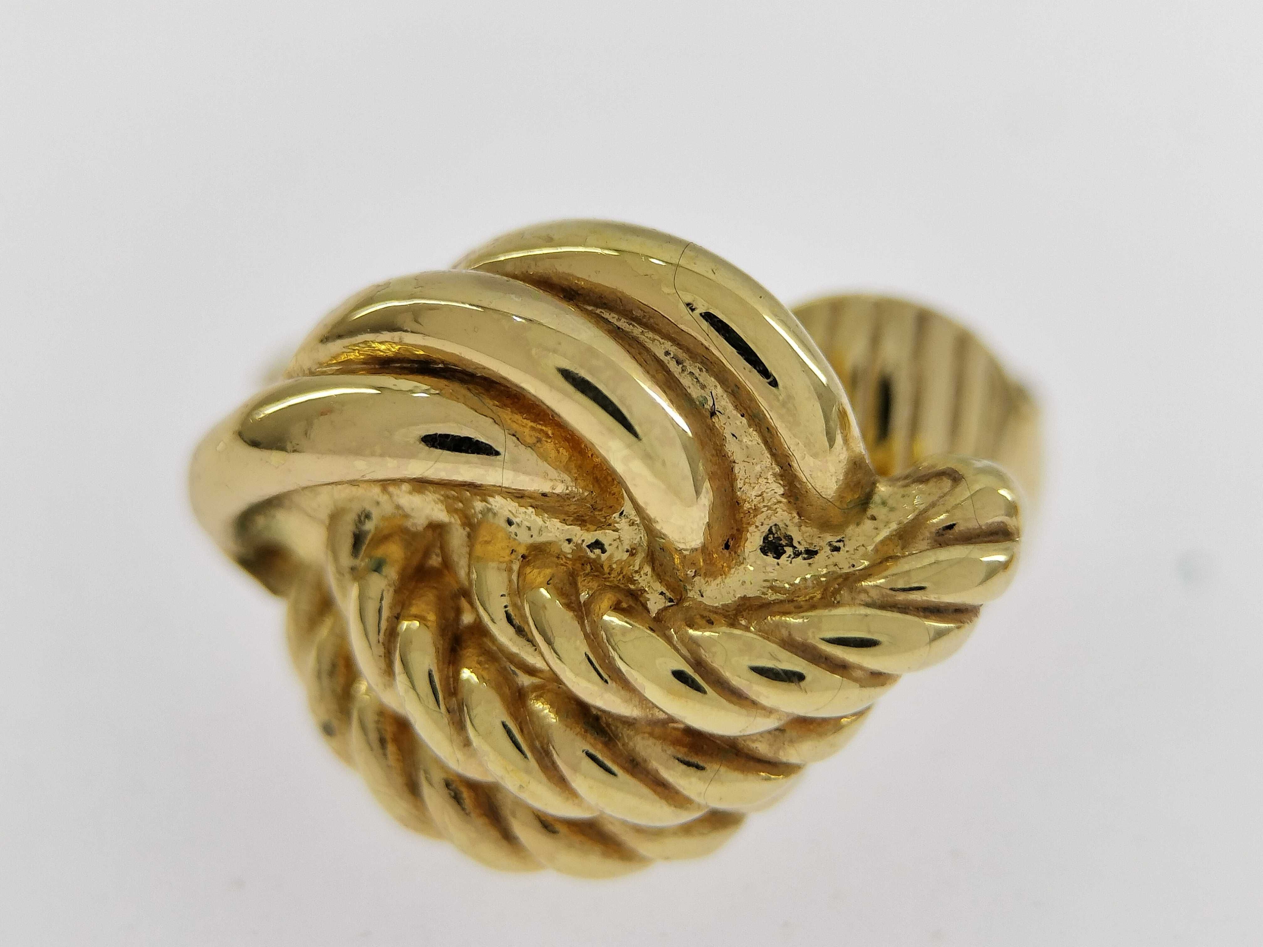 Earrings — view 10