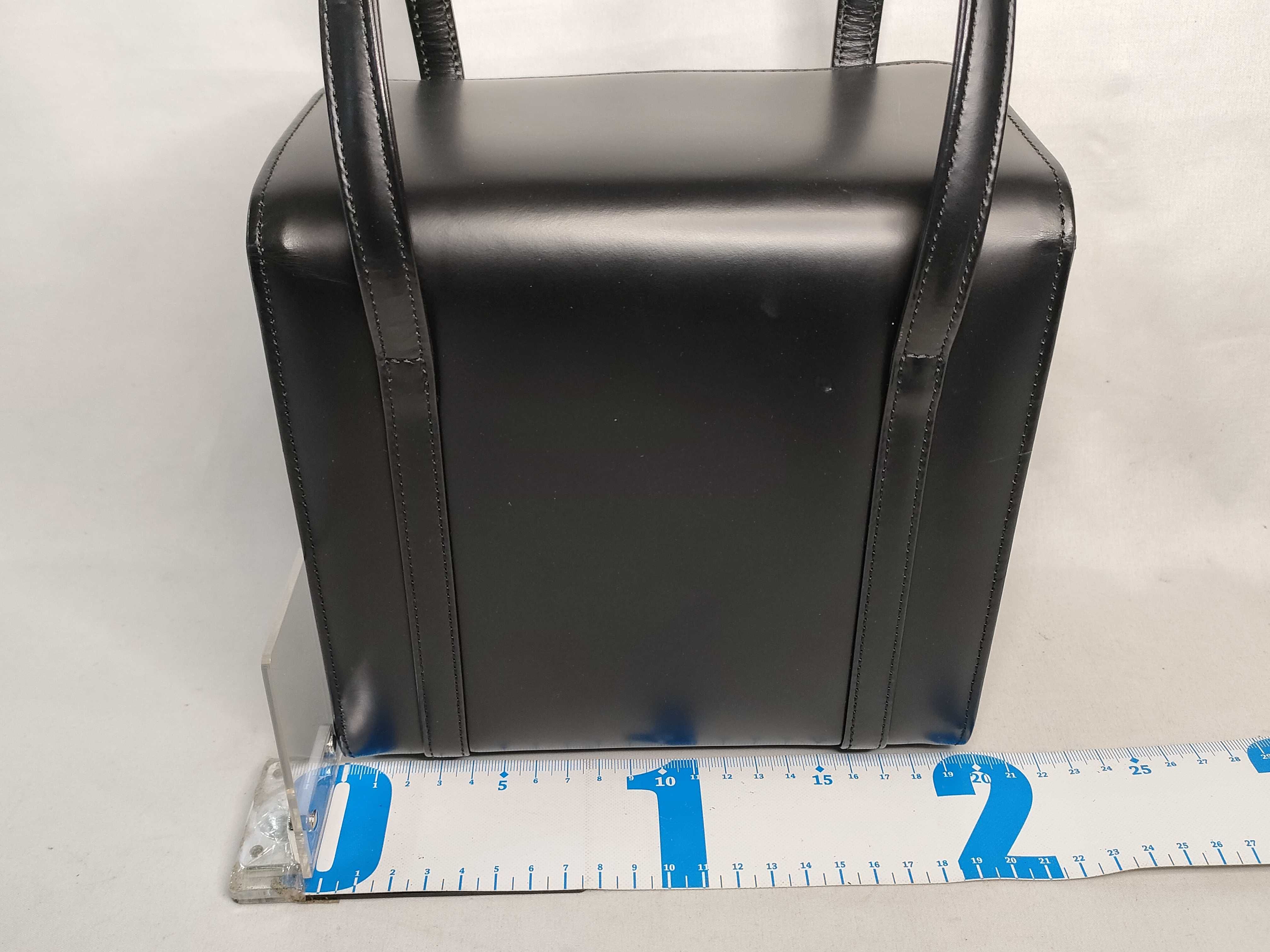 handbag — view 2
