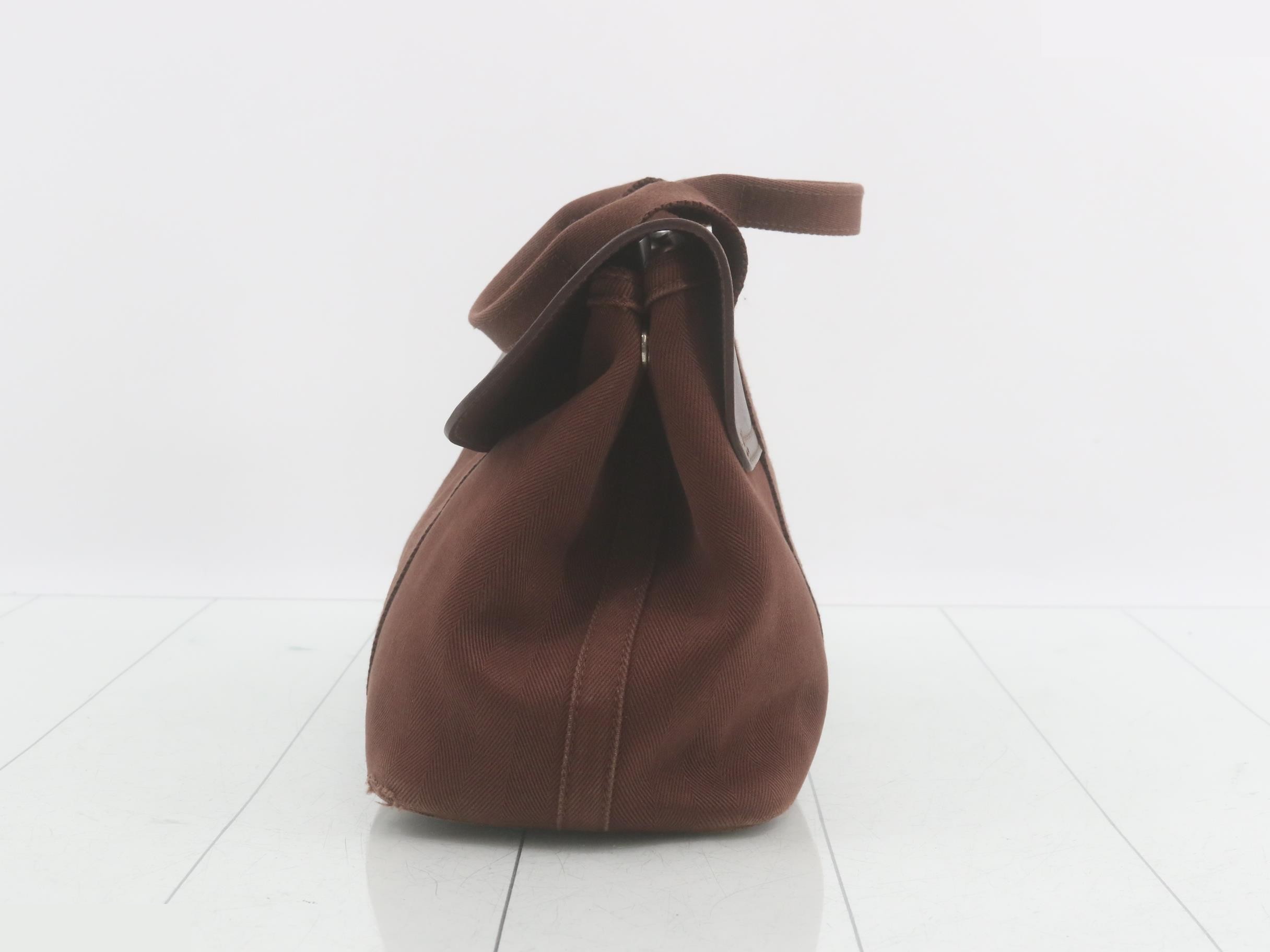 handbag — view 3