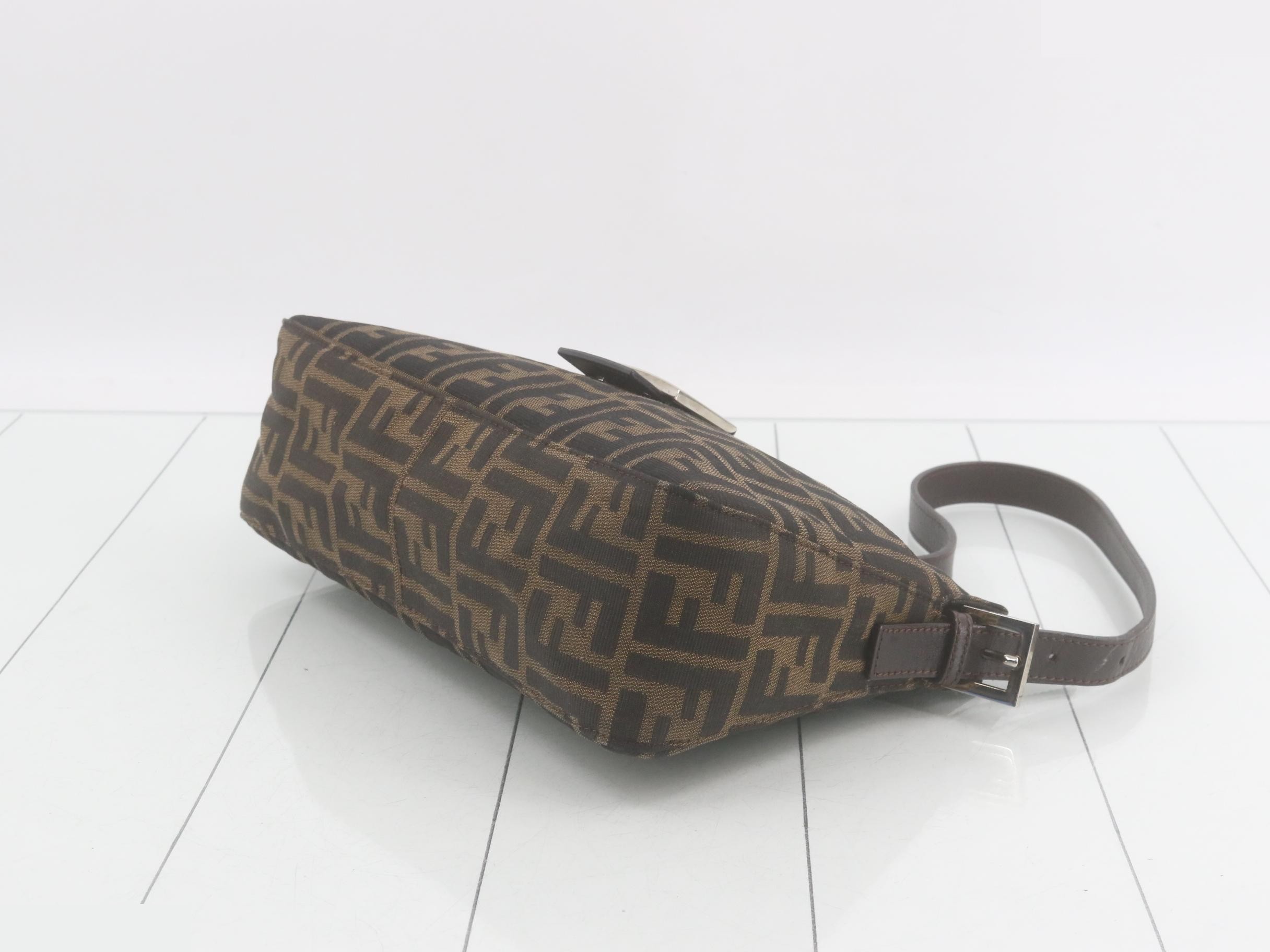 Zucca Shoulder Bag, Canvas/Leather, Brown — view 6