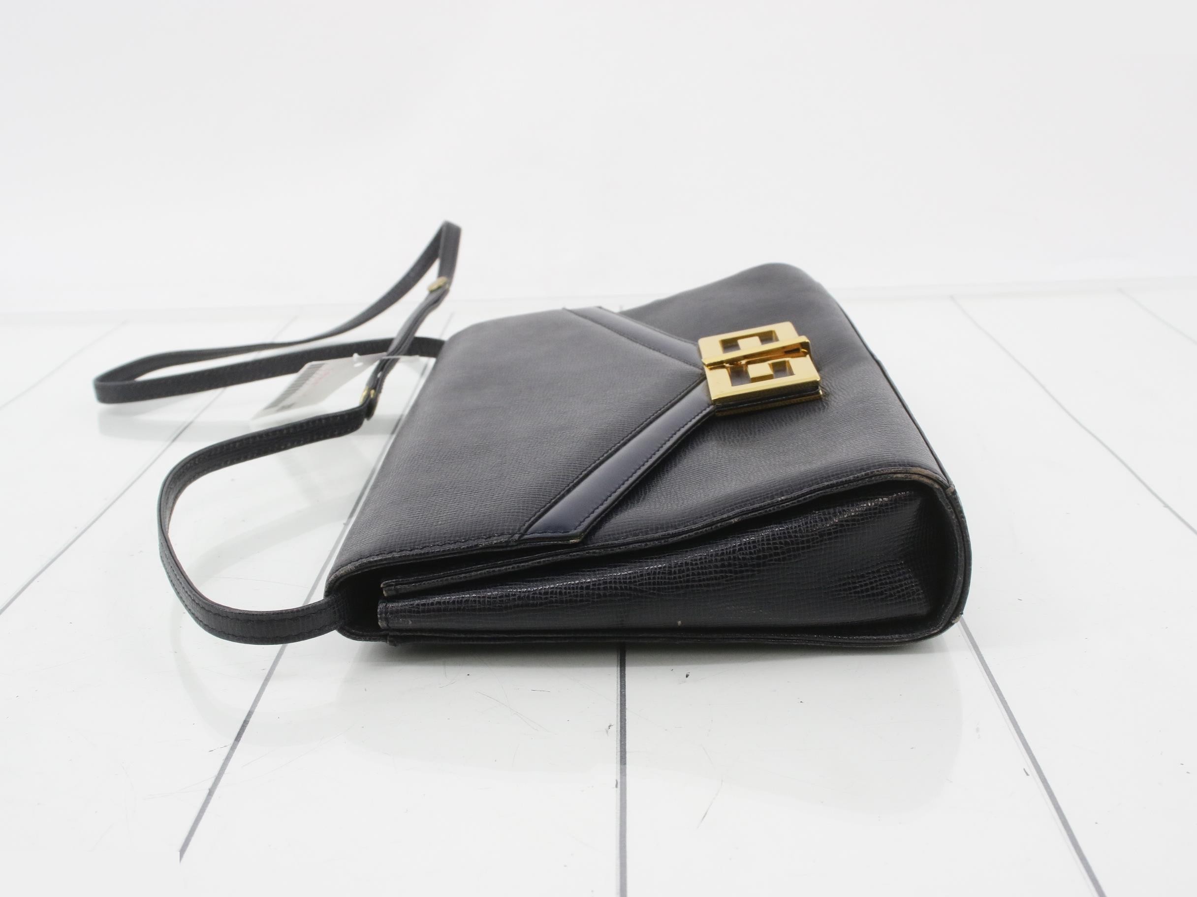 shoulder bag — view 4