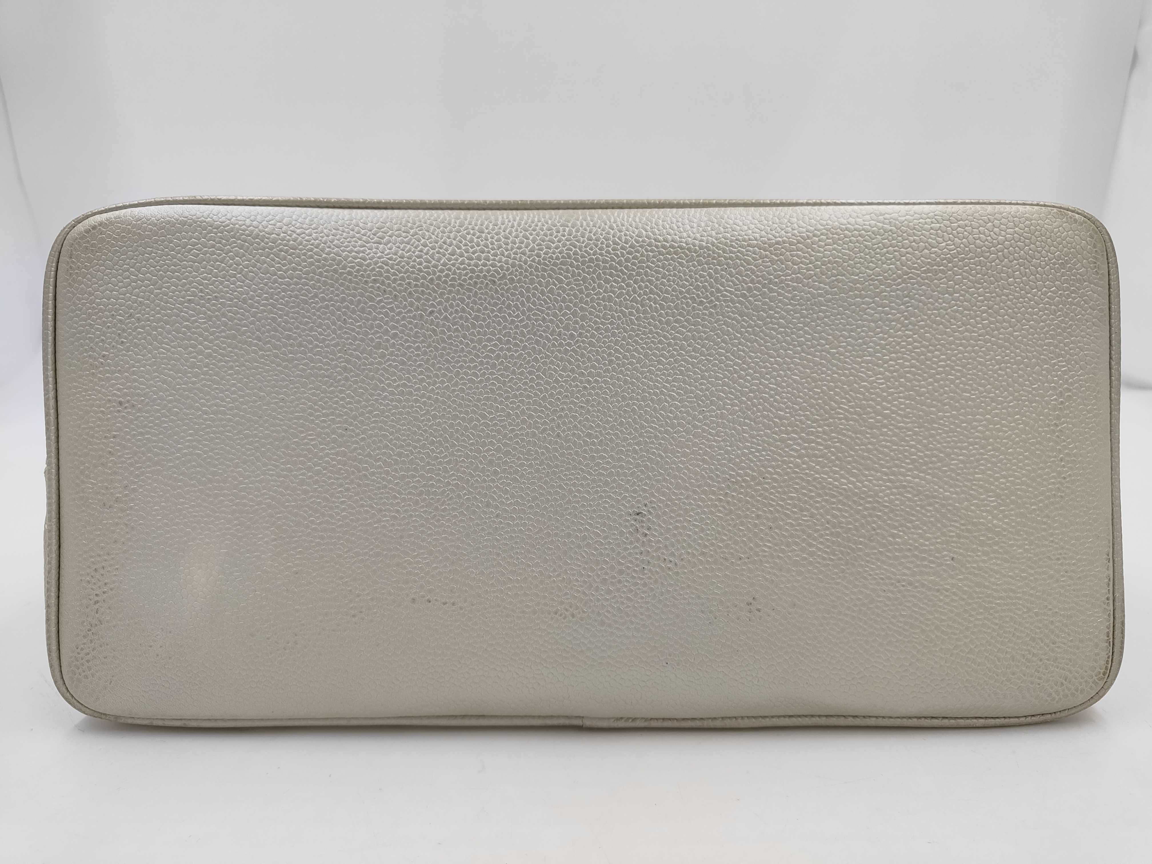 Reissue Tote Bag, Caviar Leather, with Seal — view 3