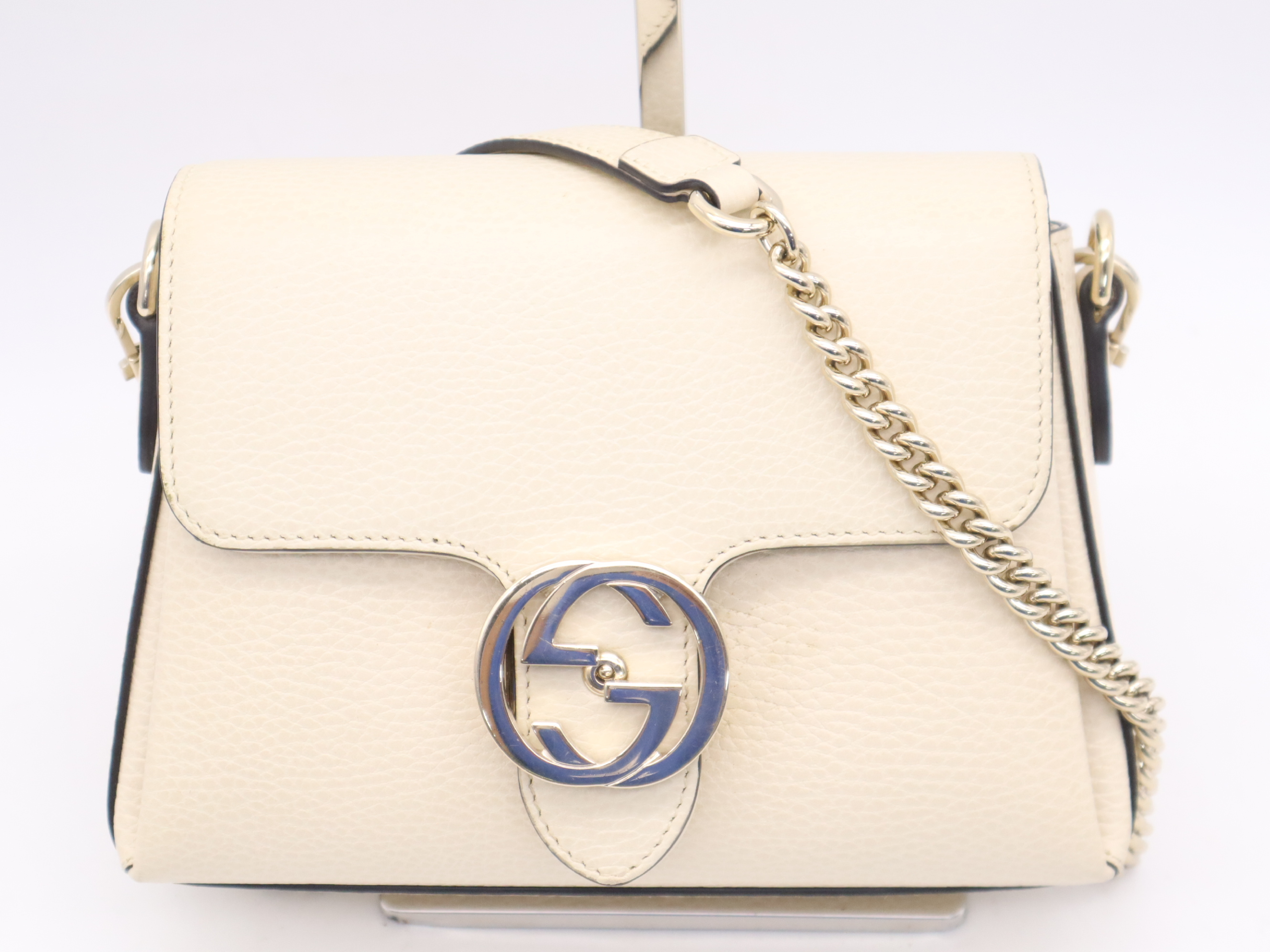 607720 Leather Interlocking G Chain Shoulder Bag, White, Gold Hardware, with Shoulder Strap