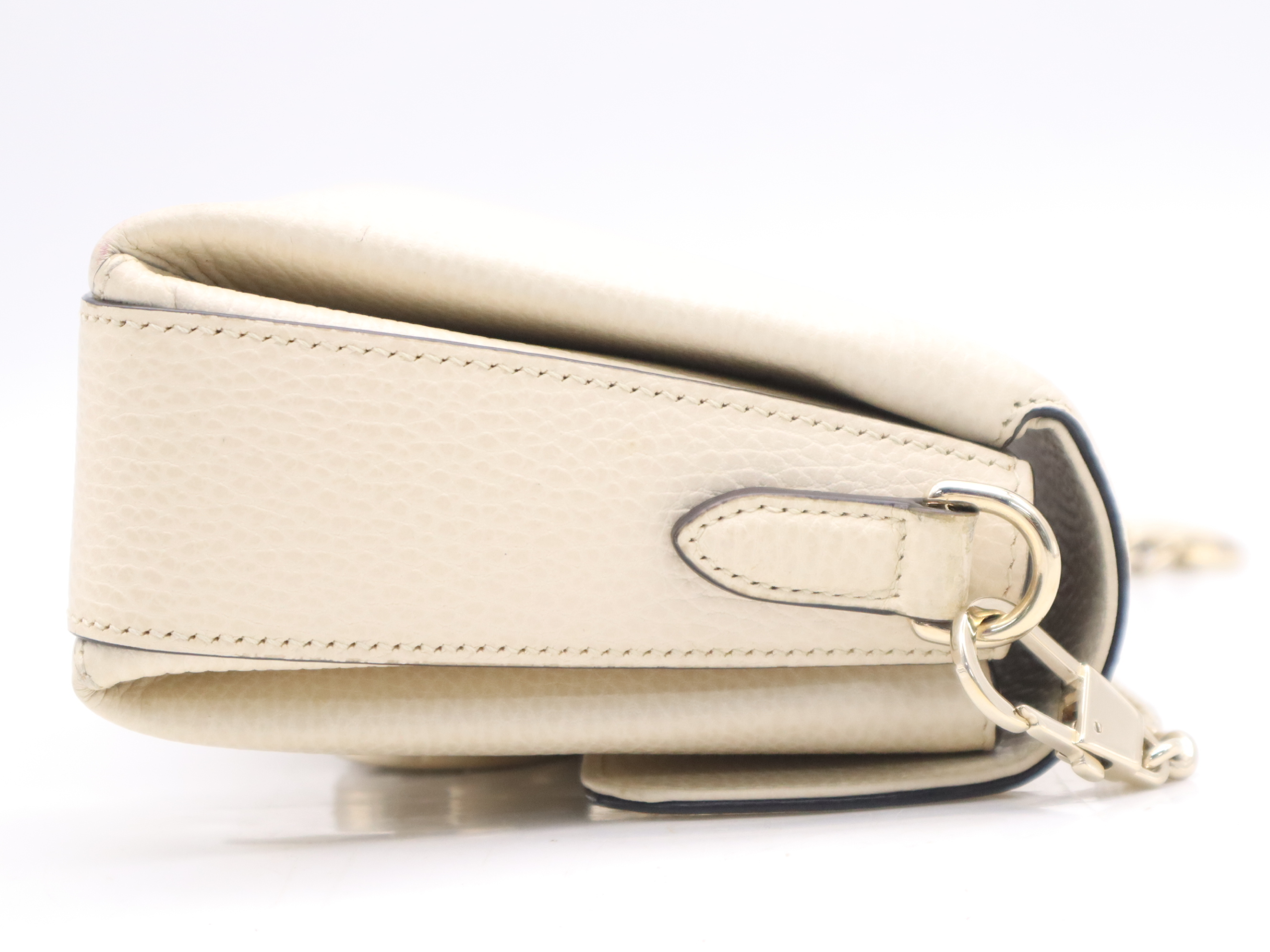 607720 Leather Interlocking G Chain Shoulder Bag, White, Gold Hardware, with Shoulder Strap — view 5
