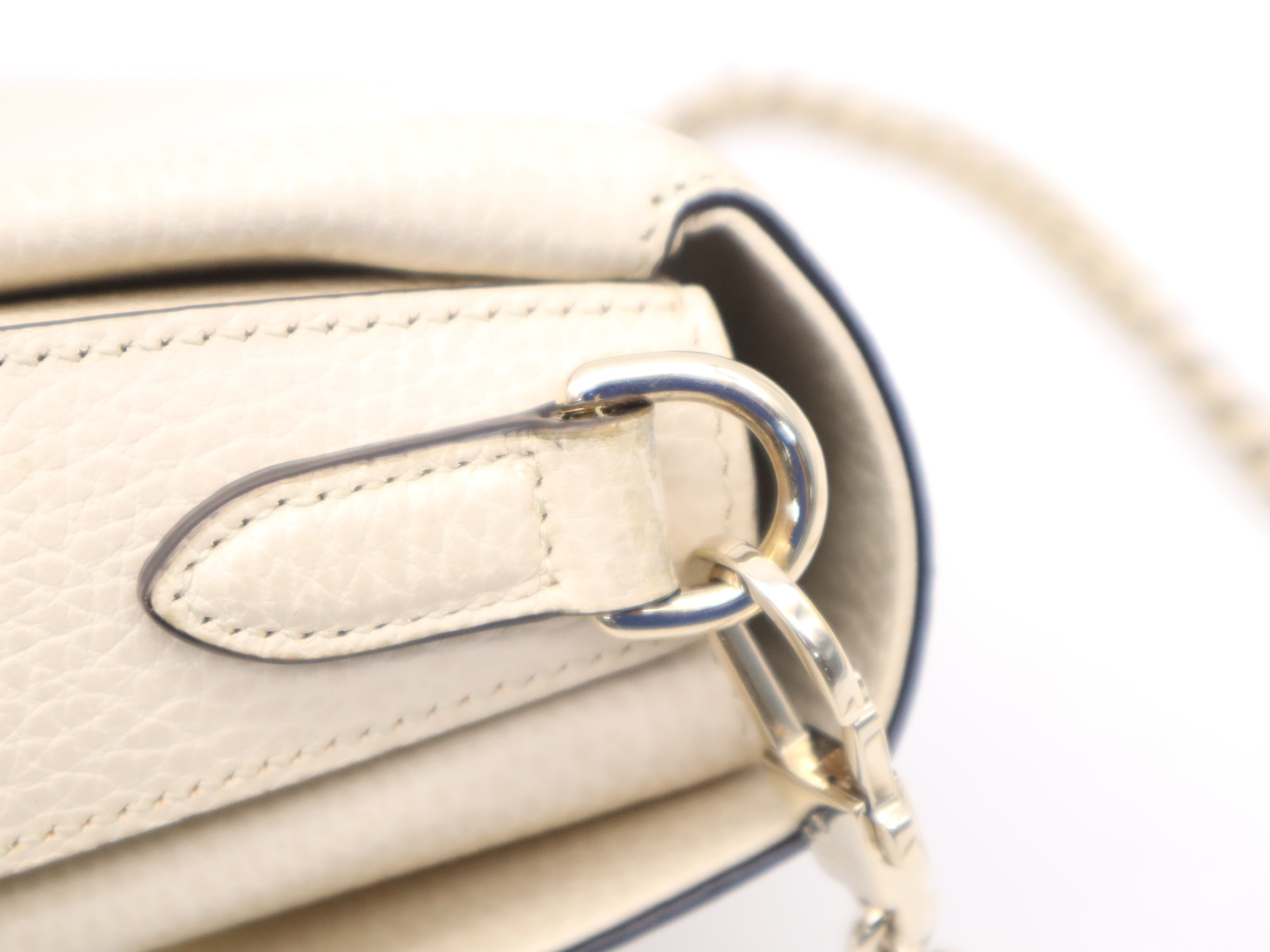 607720 Leather Interlocking G Chain Shoulder Bag, White, Gold Hardware, with Shoulder Strap — view 6