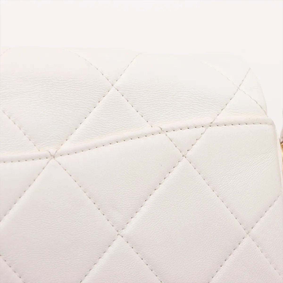 Matelassé Lambskin Chain Shoulder Bag, White with Gold Hardware, T1XL1X78, Random Plate — view 11