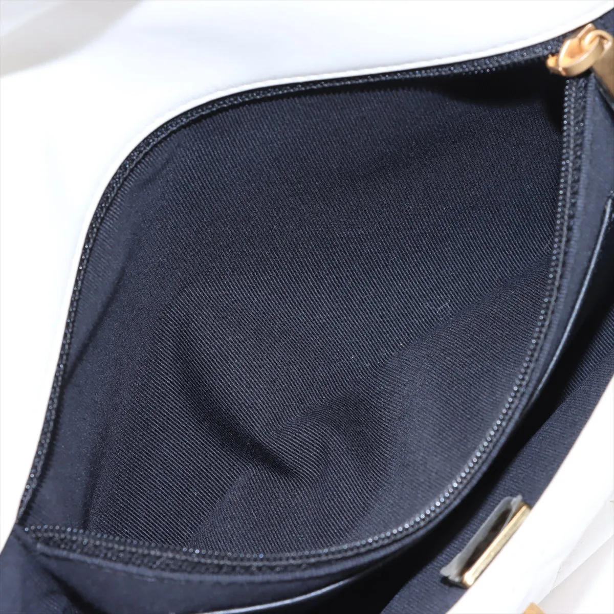 Matelassé Lambskin Chain Shoulder Bag, White with Gold Hardware, T1XL1X78, Random Plate — view 7
