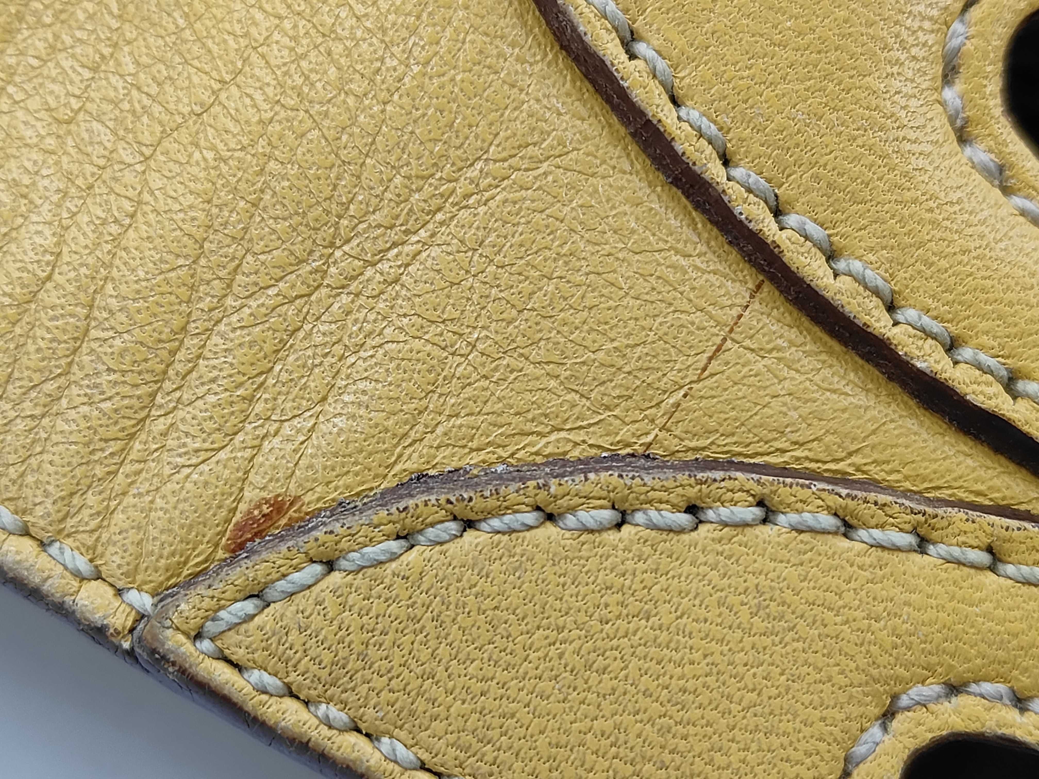 handbag, flower pattern, leather, yellow. — view 8