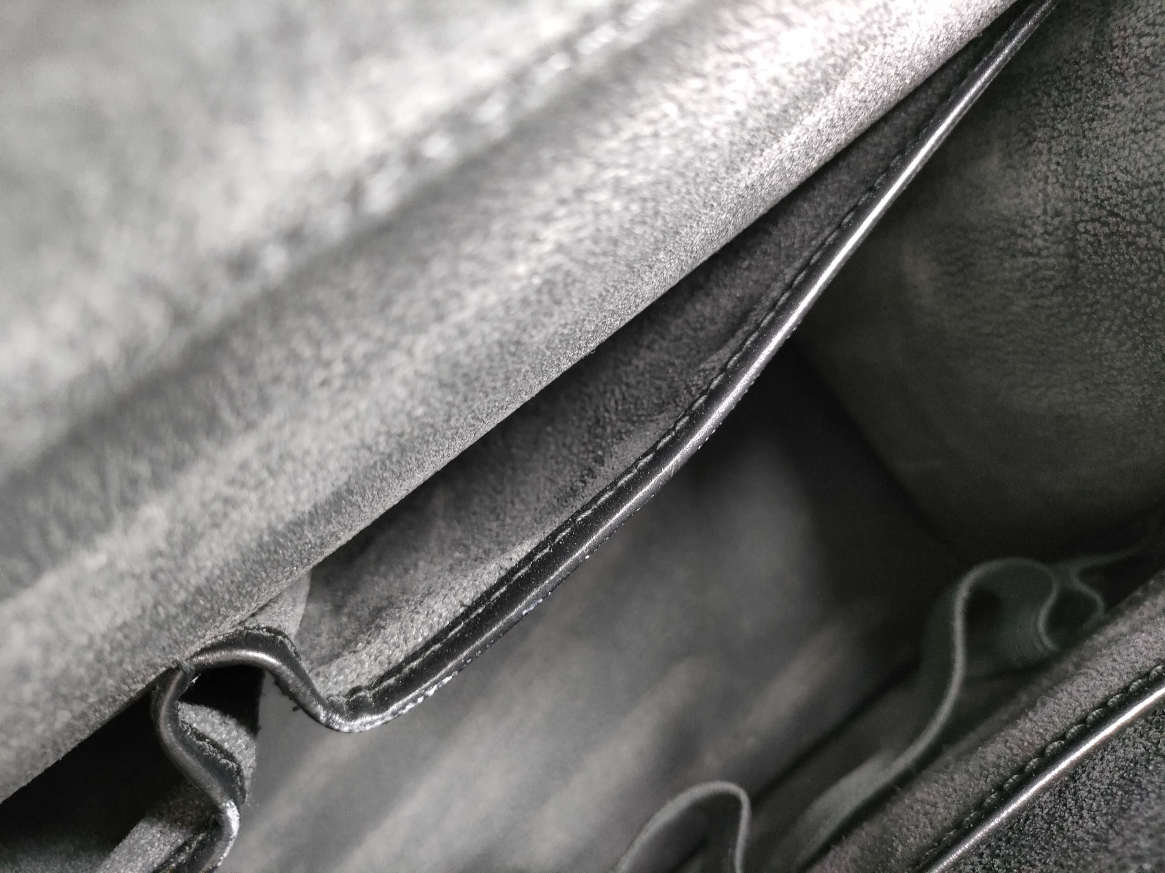 Epi Louis Vuitton Epi Riviera Business Bag — view 11