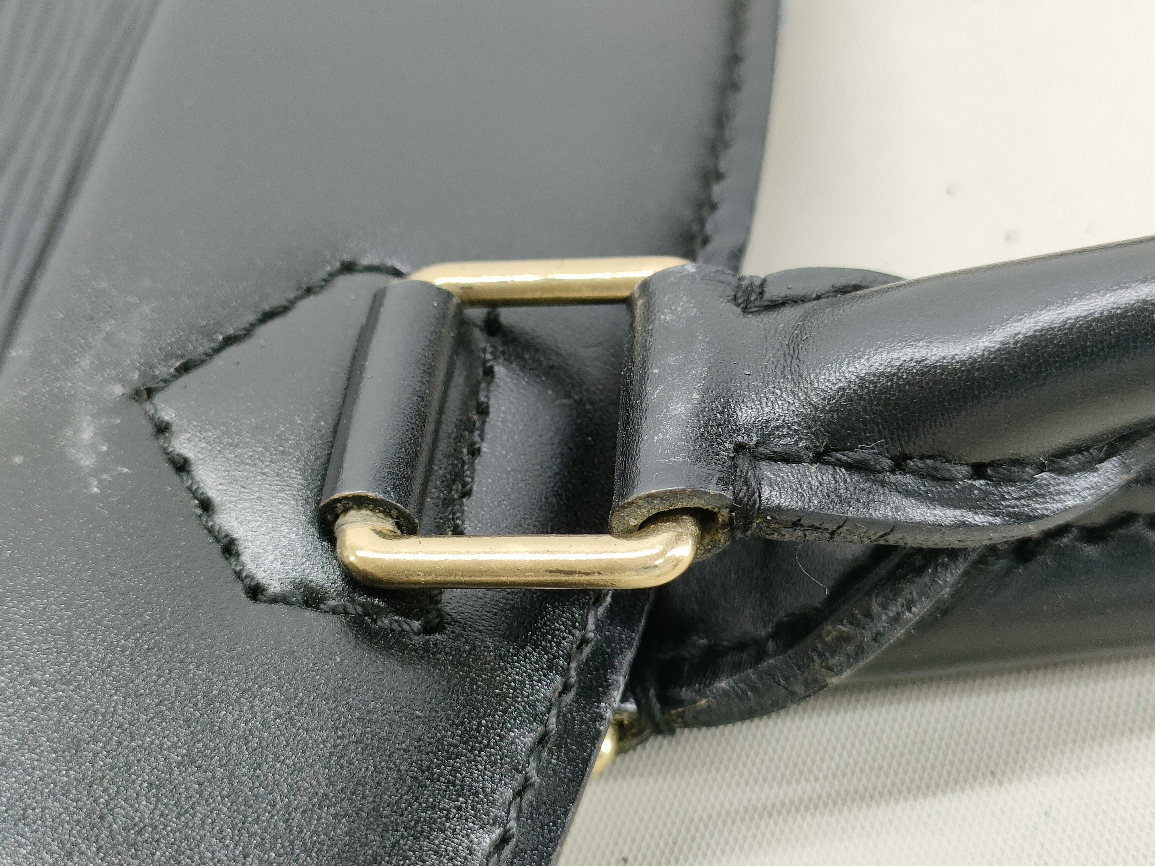 Epi Louis Vuitton Epi Riviera Business Bag — view 6