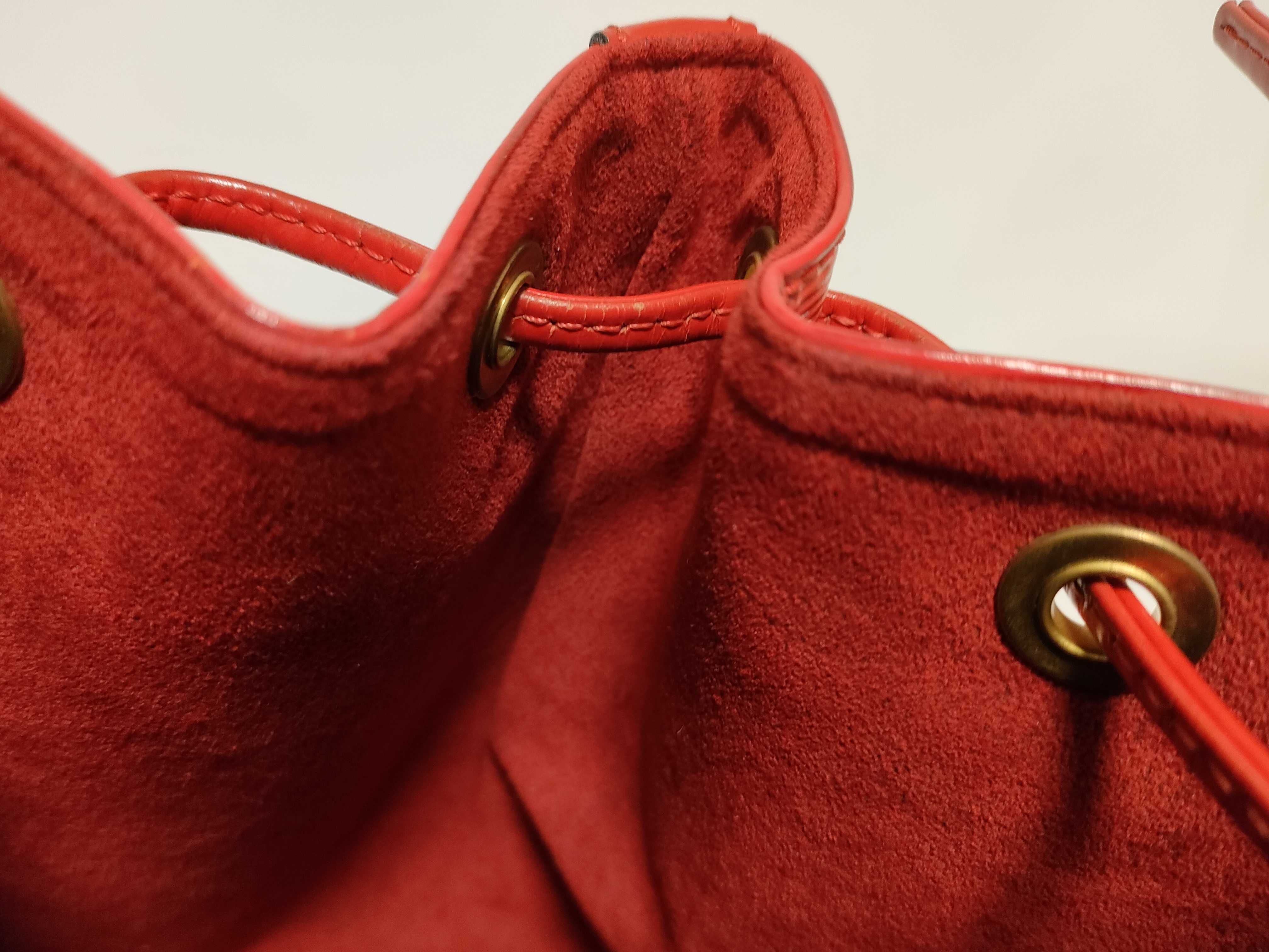 Epi Petit Noé Red Shoulder Bag — view 8