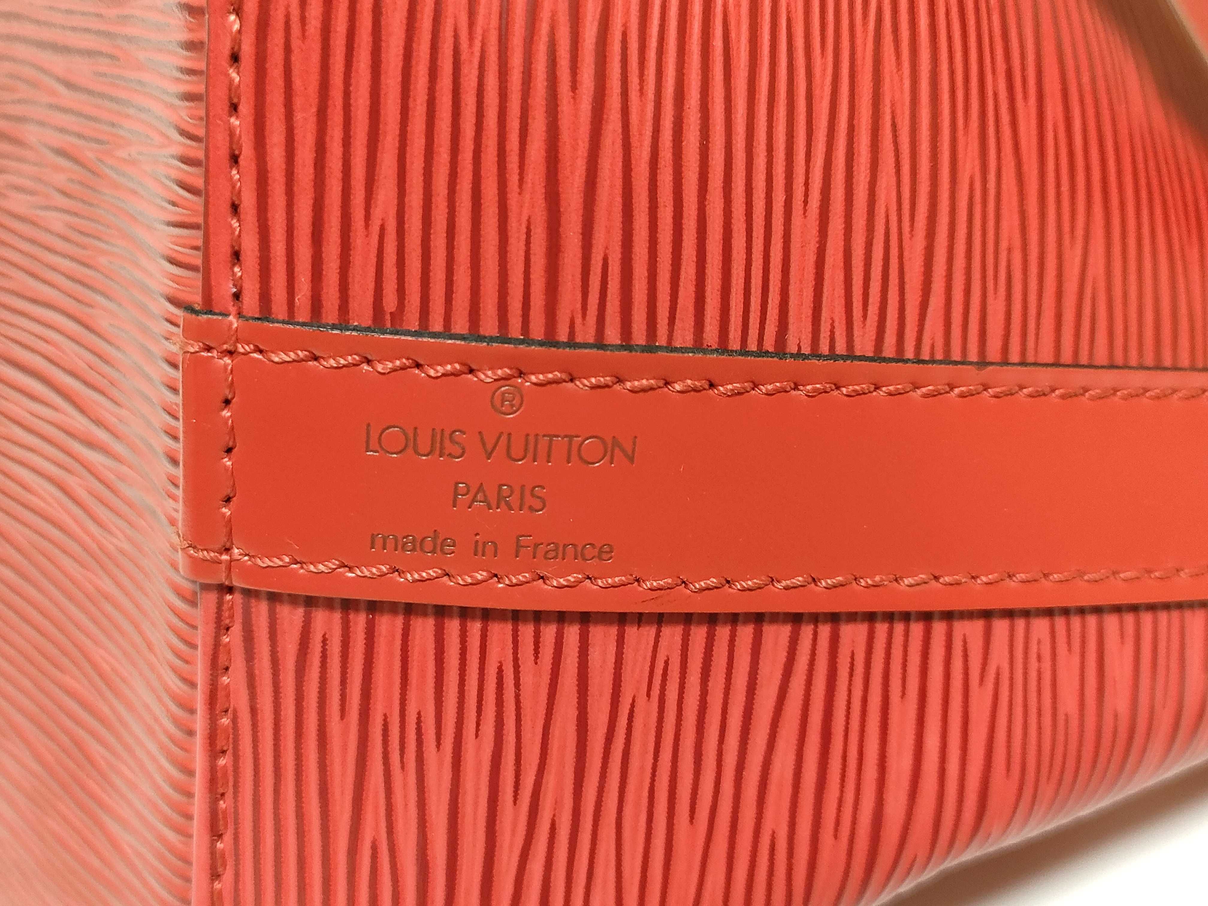 Epi Petit Noé Red Shoulder Bag — view 10