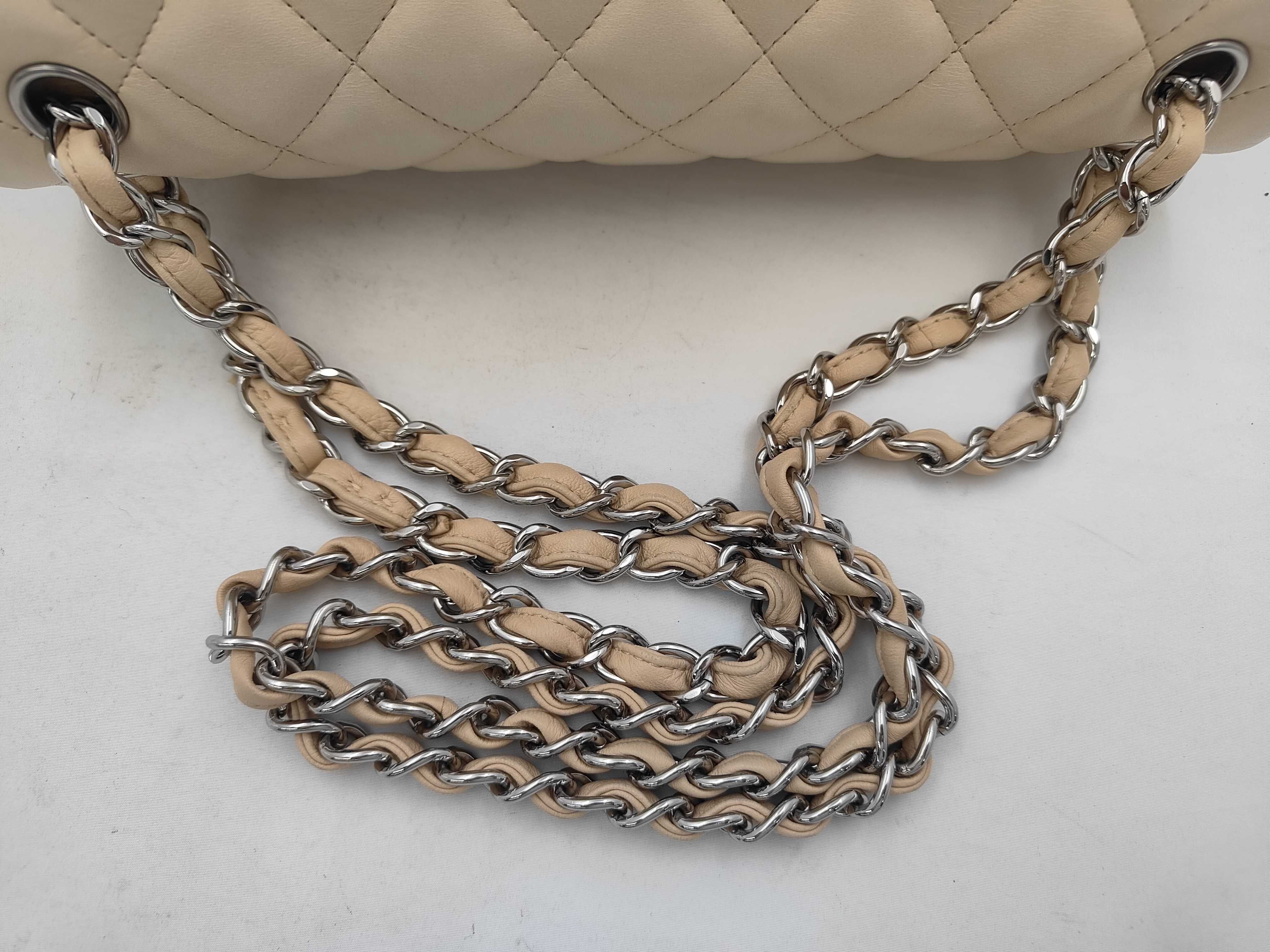 Large Matelassé Double Flap Leather Beige Silver Hardware A58600 14771037 Chain Shoulder Bag — view 3