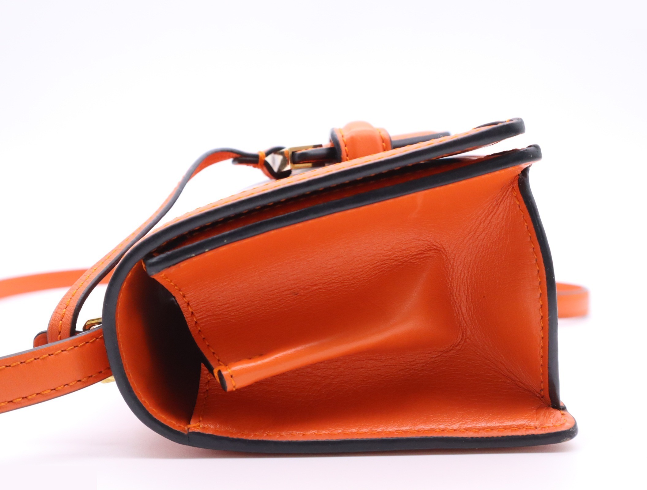 Leather Barcelona bag, orange, gold hardware, with charm. — view 3