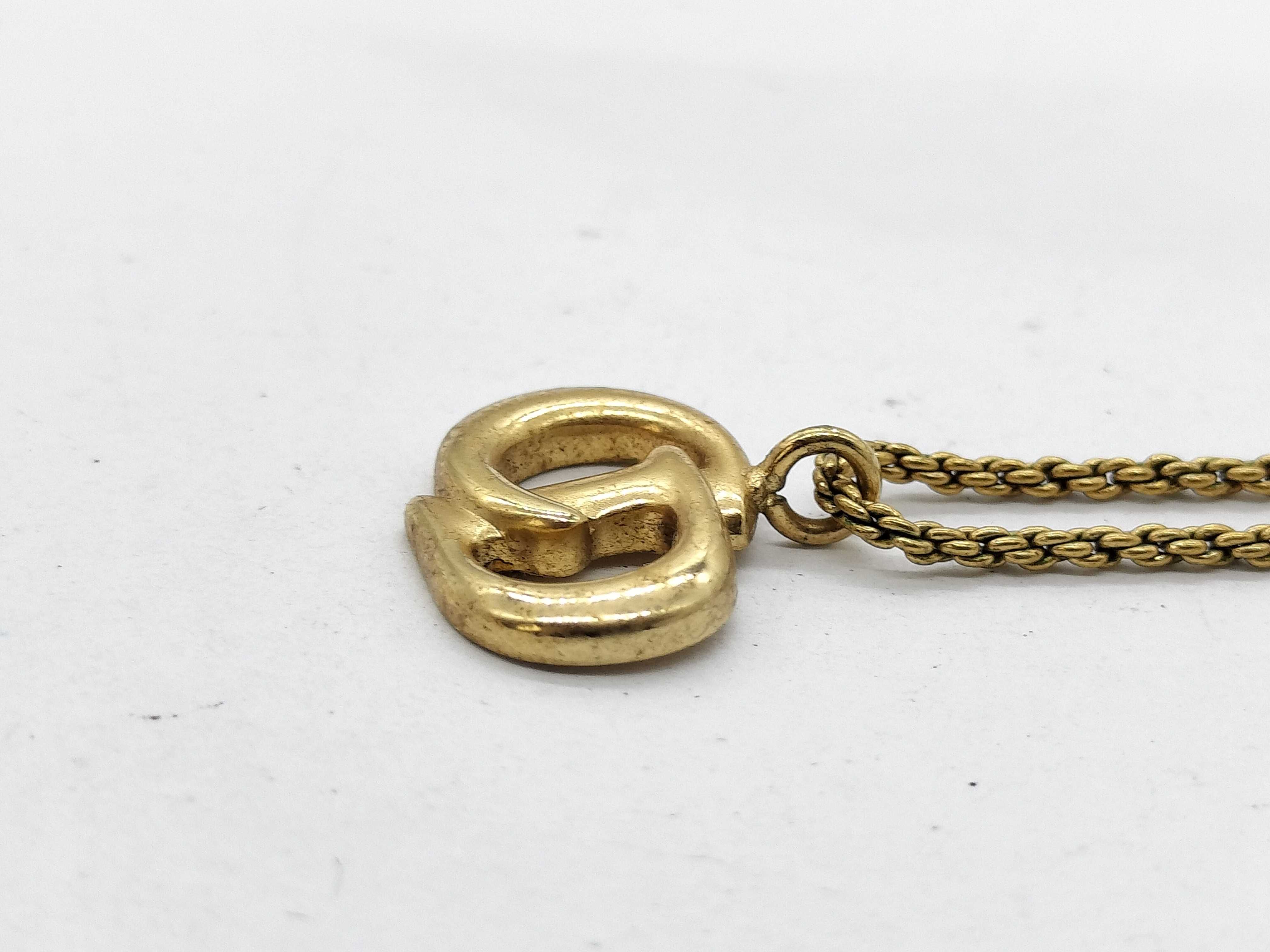 necklace — view 2