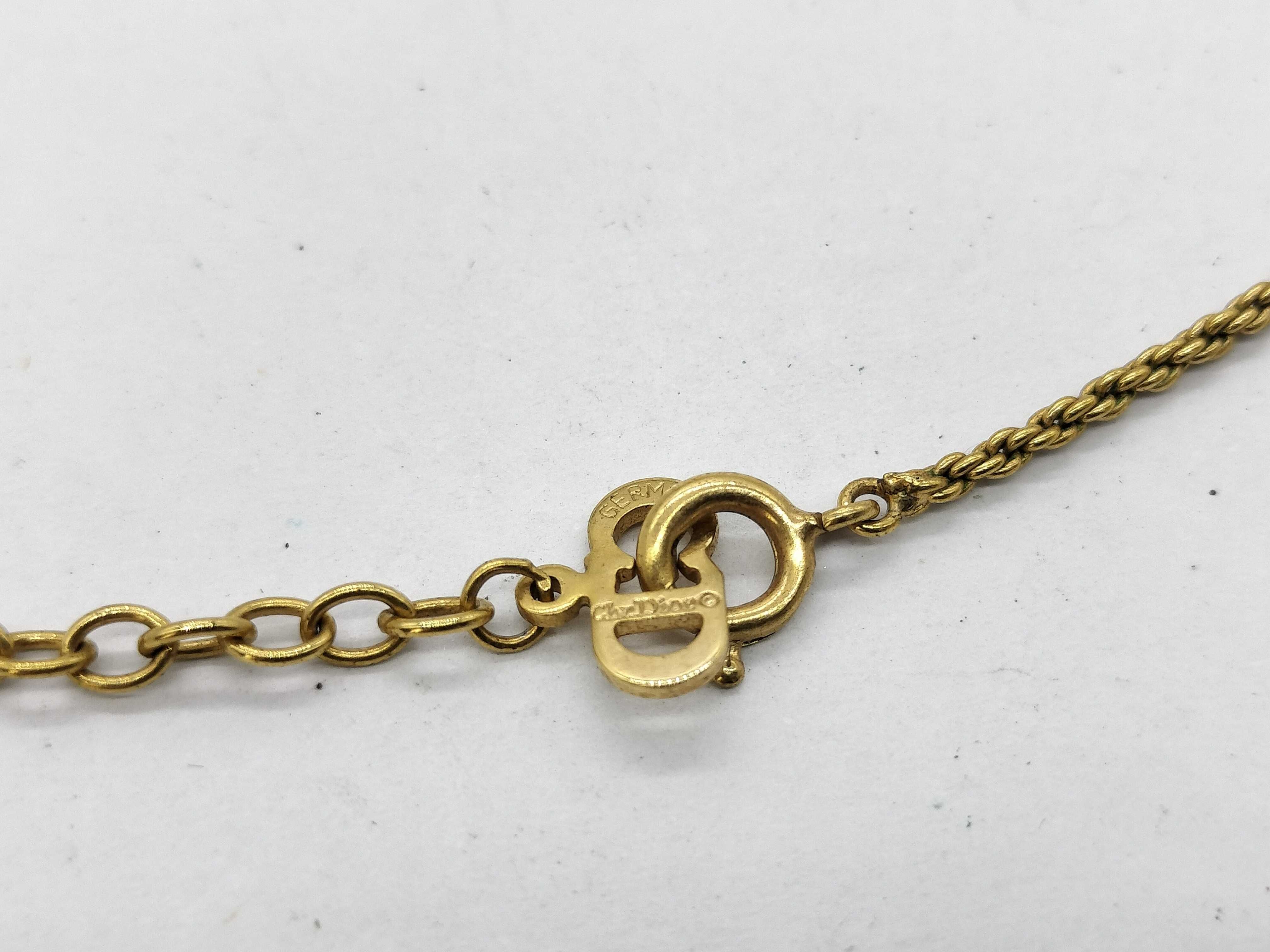 necklace — view 4