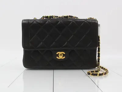 Matelassé Chain Shoulder Bag, Classic Lambskin
