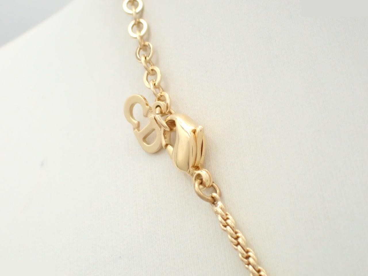 Other lines: Precious metals, necklaces, pendants — view 2